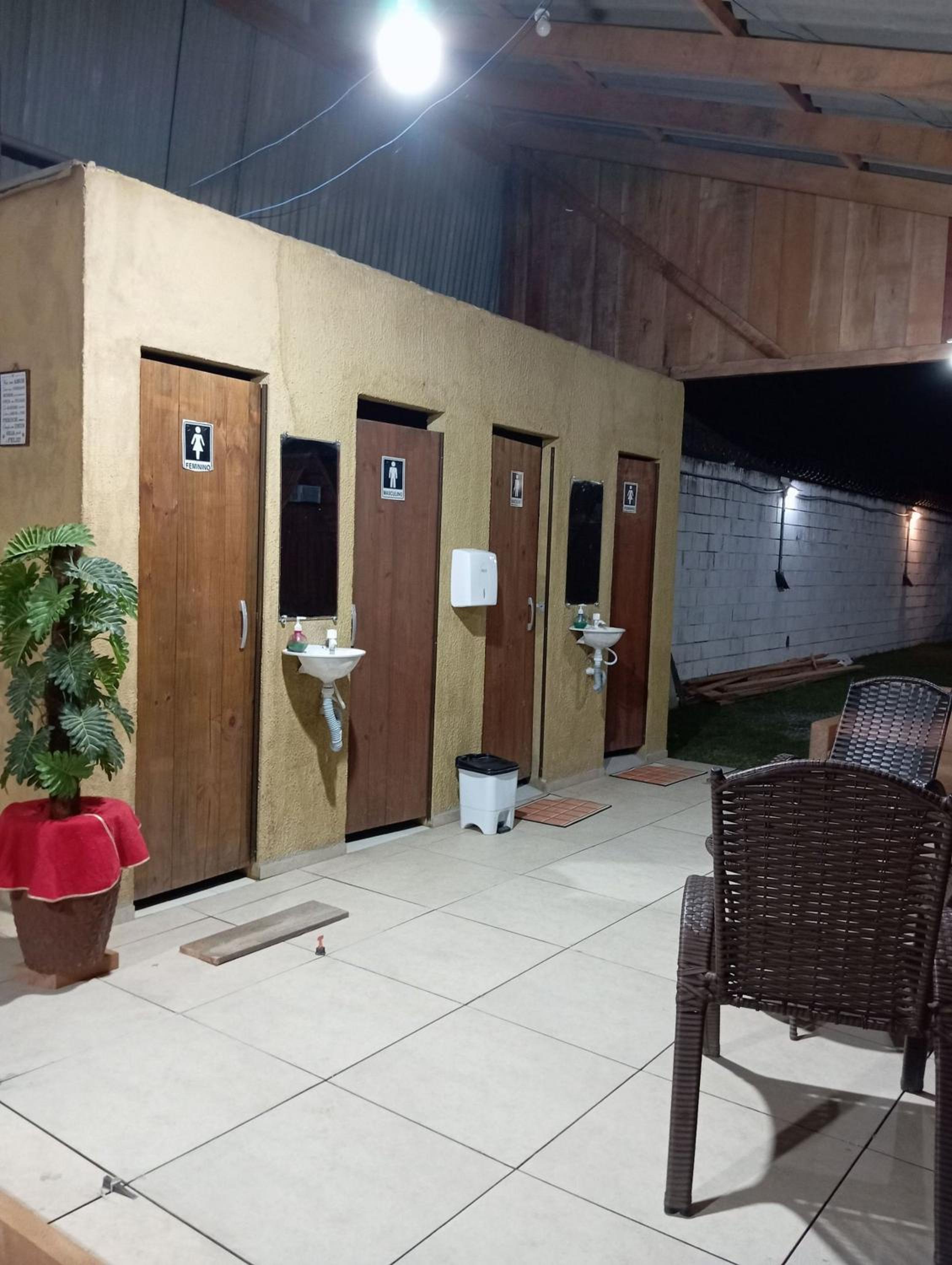 Cabana 1 a 10 minutos do Parque Beto Carrero (trazer cobertor r toalhas)