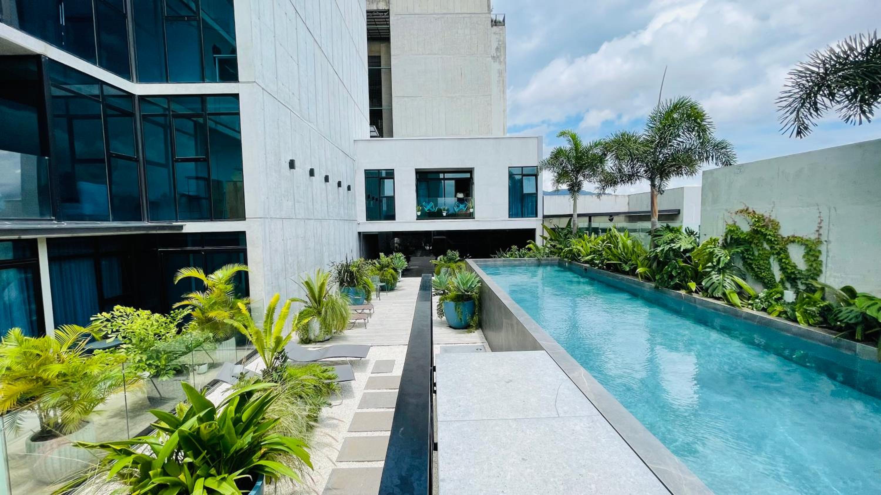 Cozy apartment with terrace, SJ Cosmopolitan Tower #402