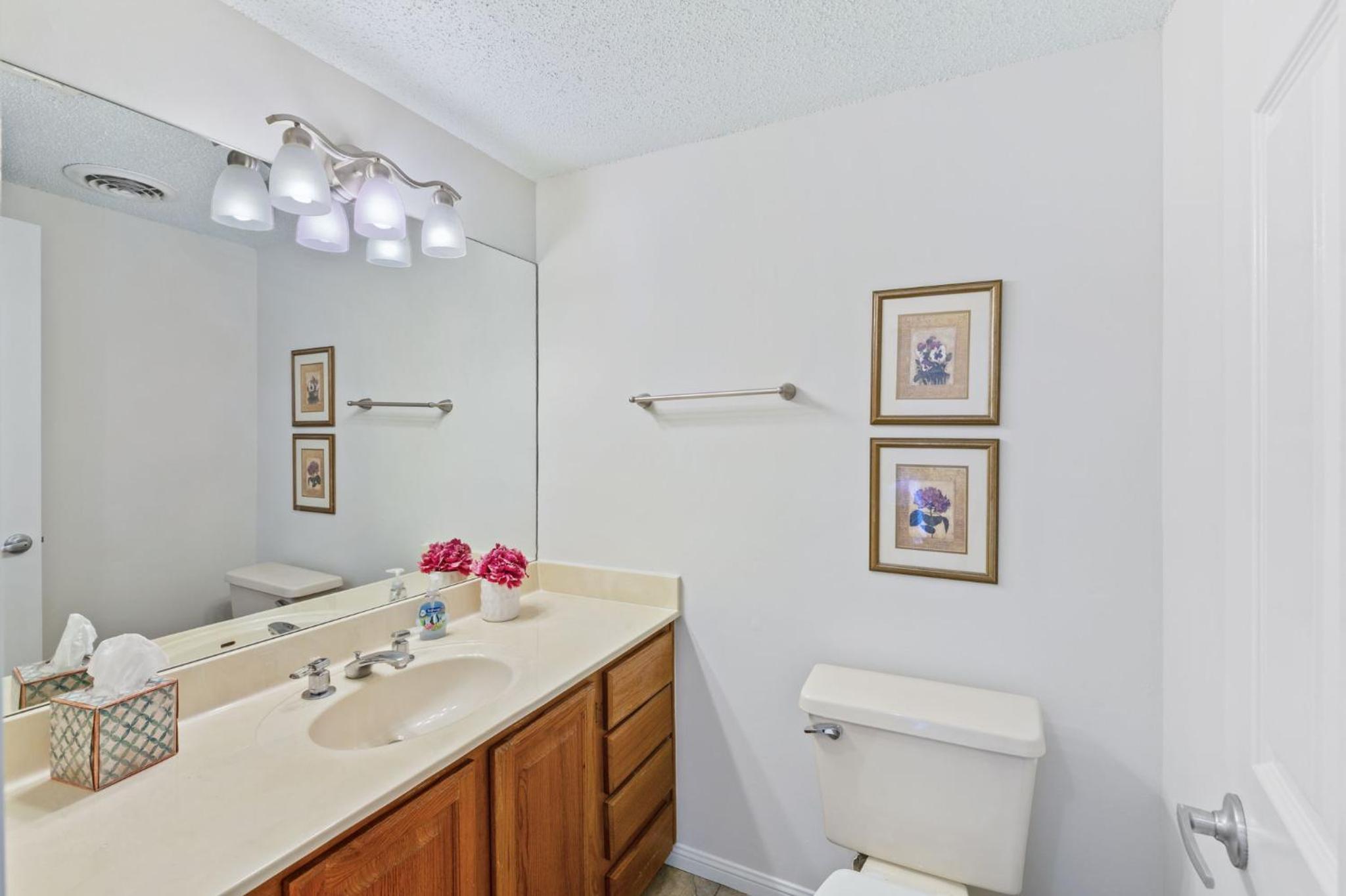 Hill Country Island Retreat - Loaded with Amenities! view 5