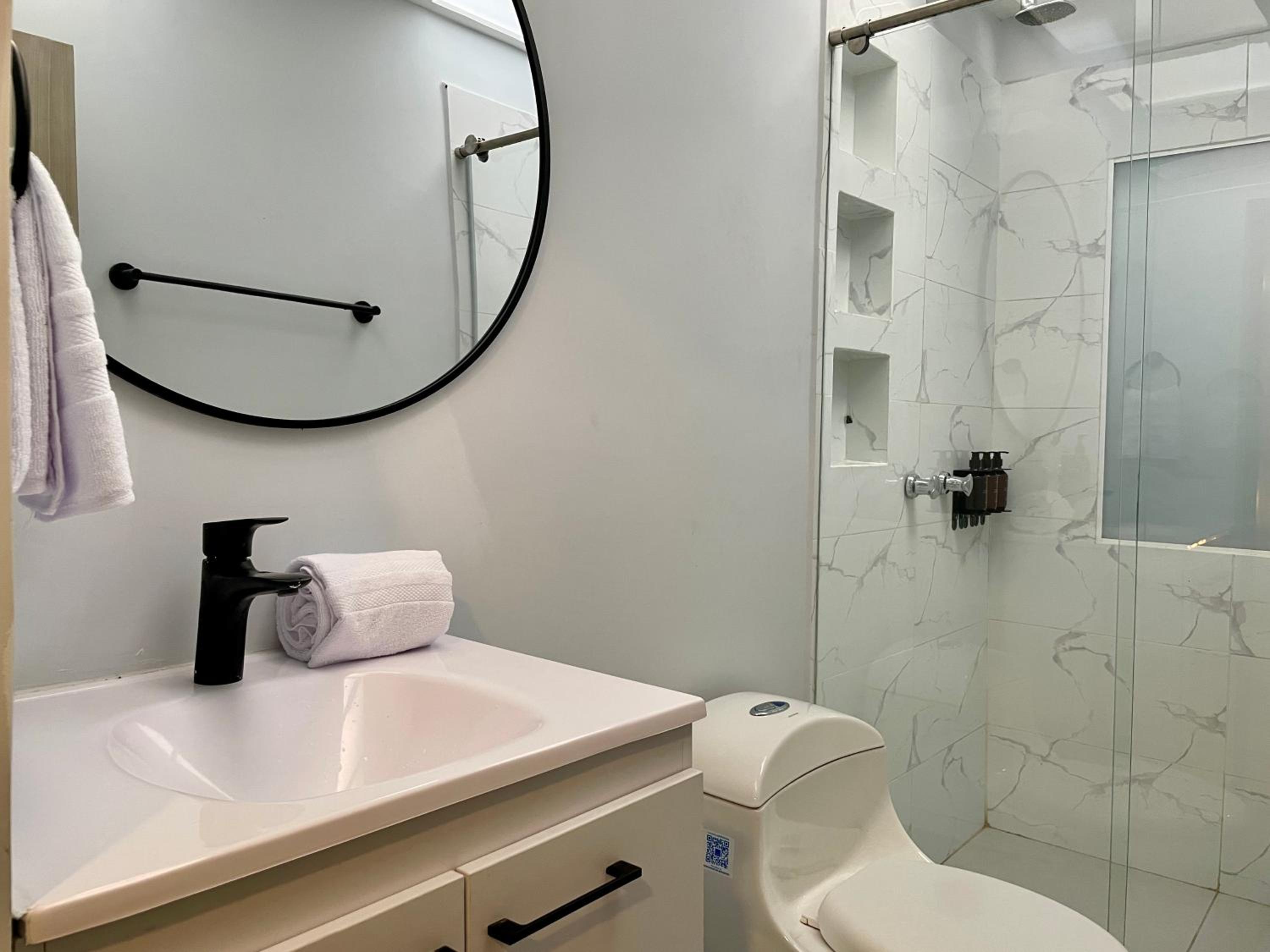 Apartments with Jacuzzi in El Poblado by Wynwood House