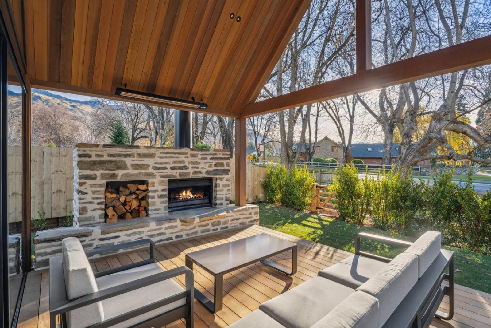 Hotel Macandrew Luxury Lodge