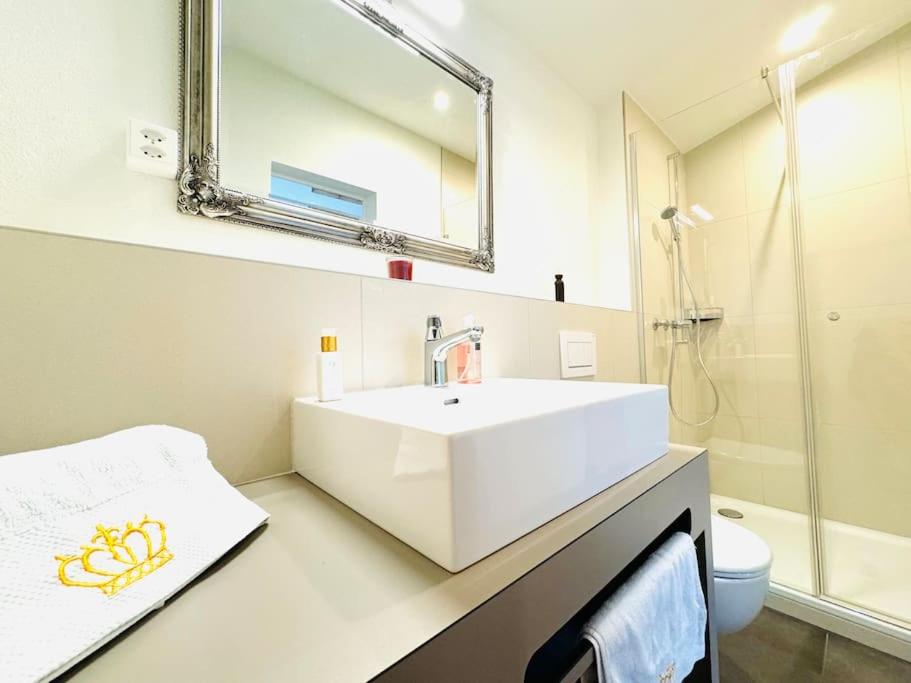 Amazing Modern & Great equipped Jacuzzi Apartment