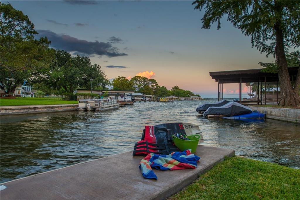 LBJ Lake Home - Private Cove - Lake Toys - Boat Slip - Property Image 16