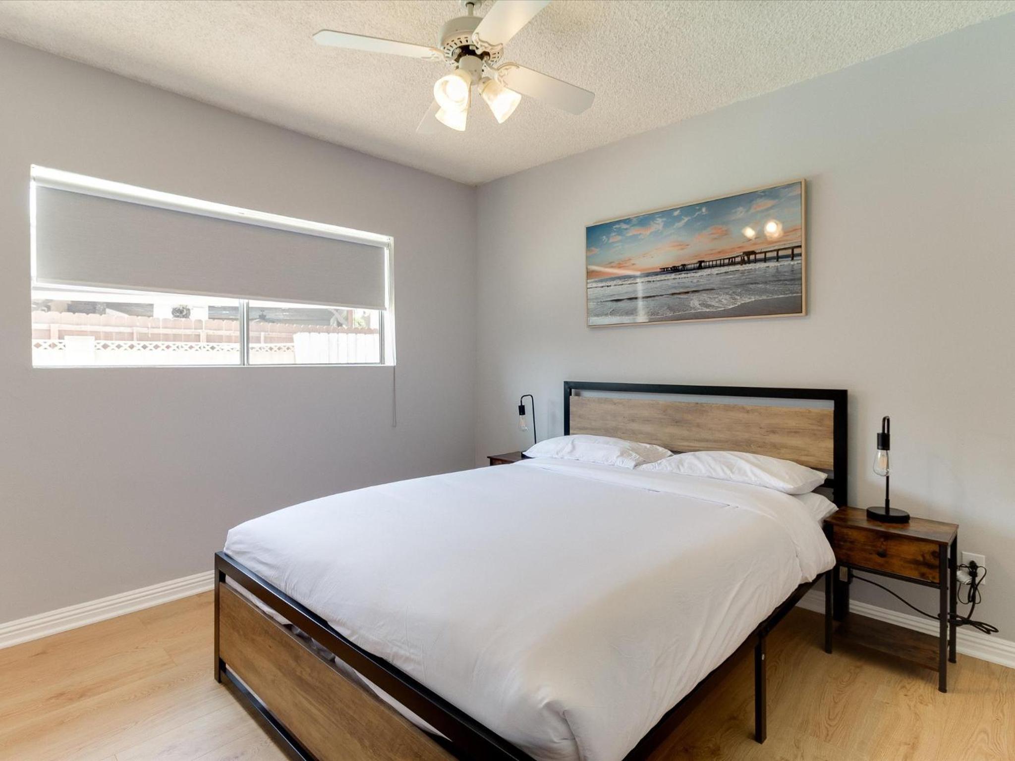 Charming 5 Bedroom Granada Hills House with Pool