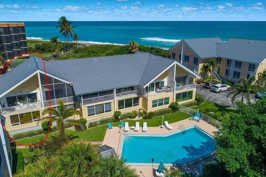 Exclusive newly renovated townhouse - Dunes Club view 2