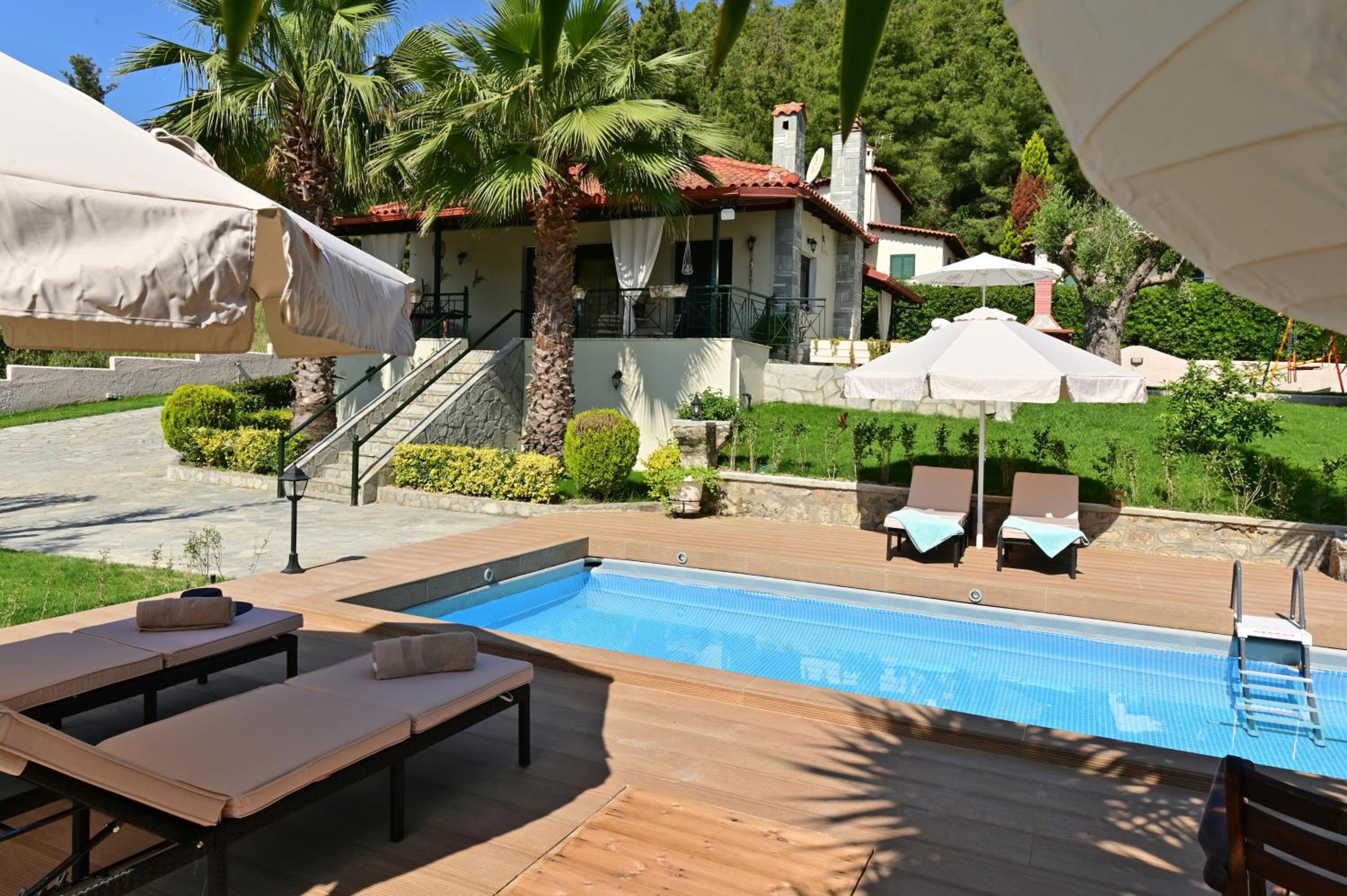 Yucca Private Pool Villa