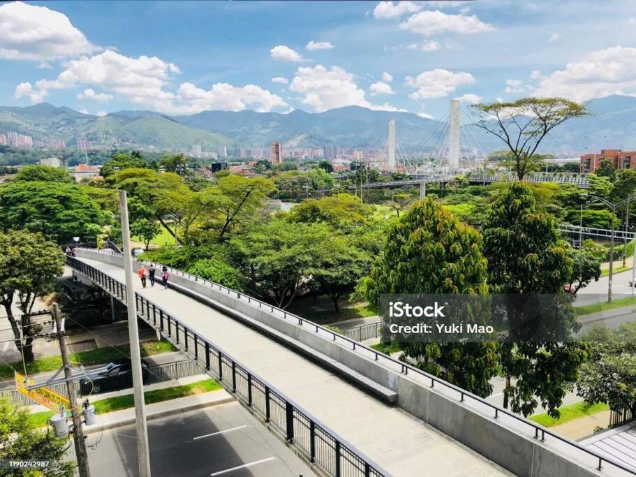 Casa Hotel Bewell - Los colores Medellín