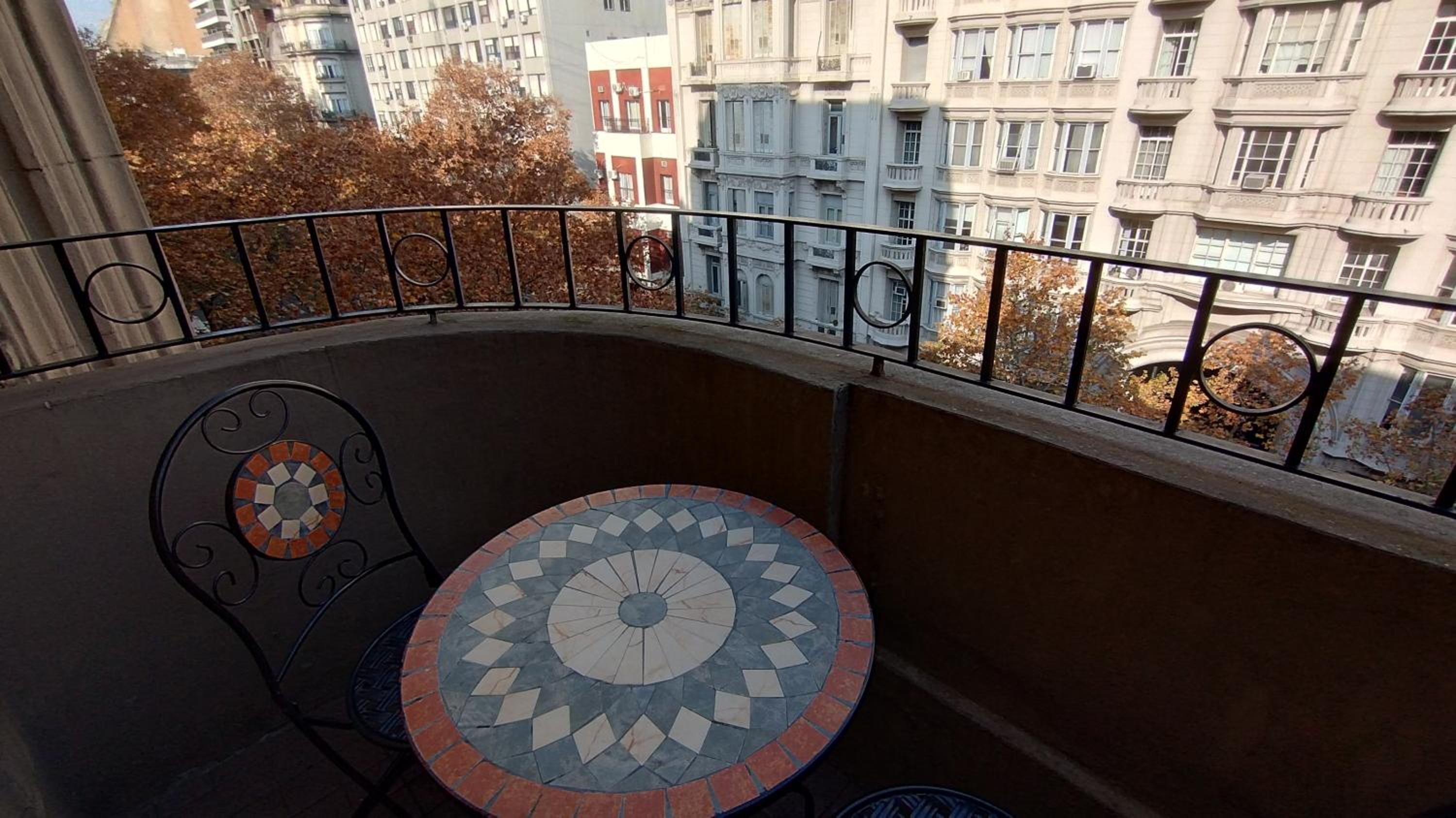 Elegante y soberbio departamento en el Corazón de Buenos Aires