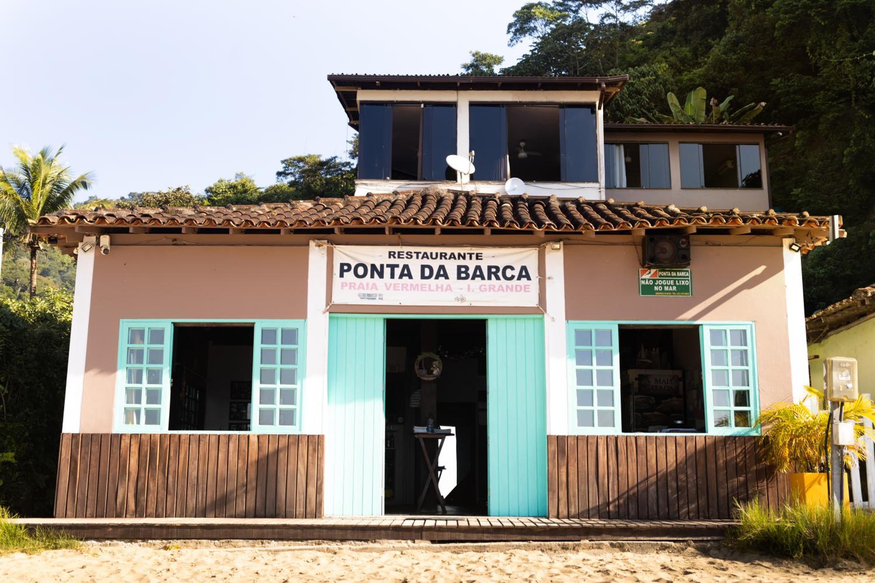 Ponta Da Barca