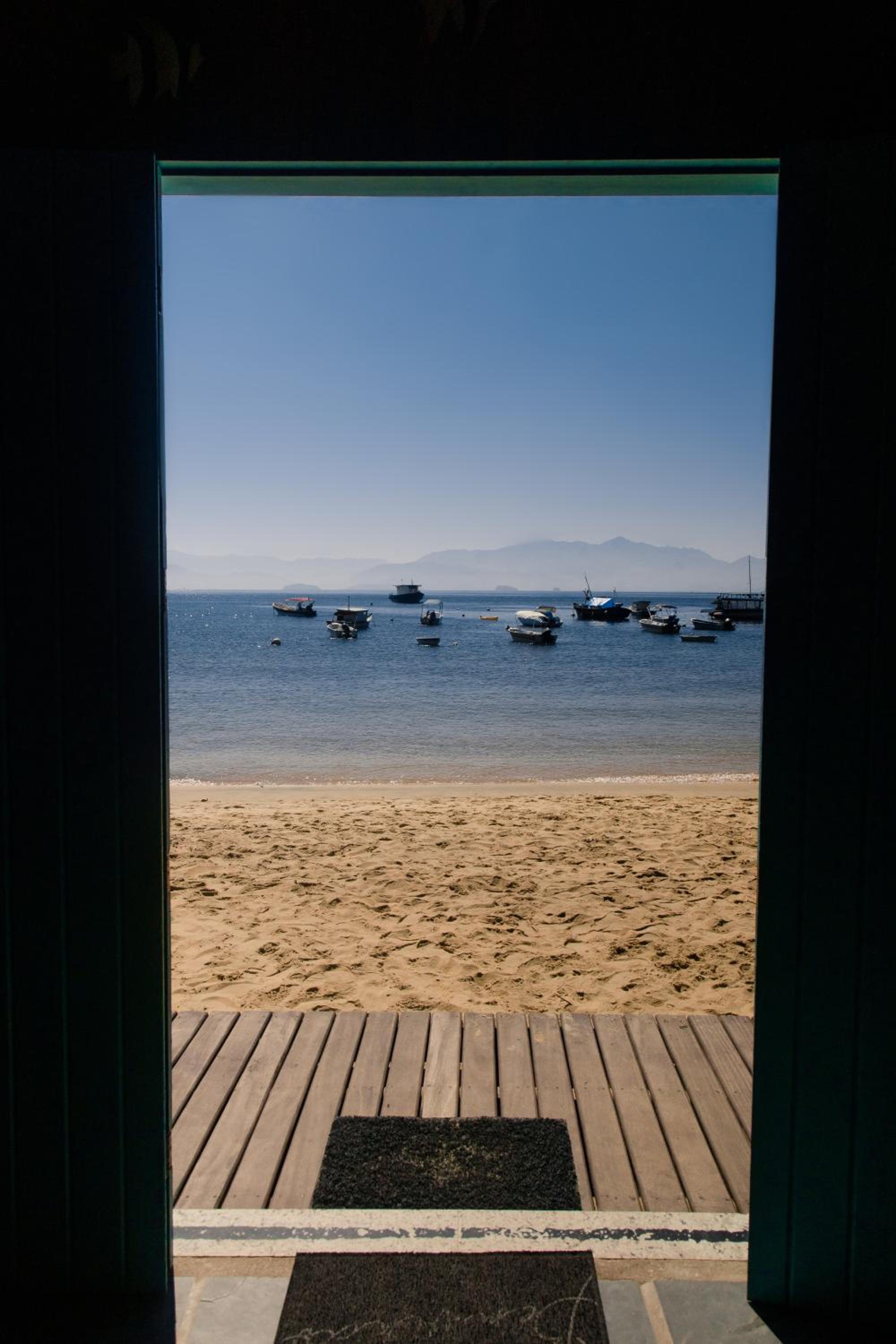 Ponta Da Barca