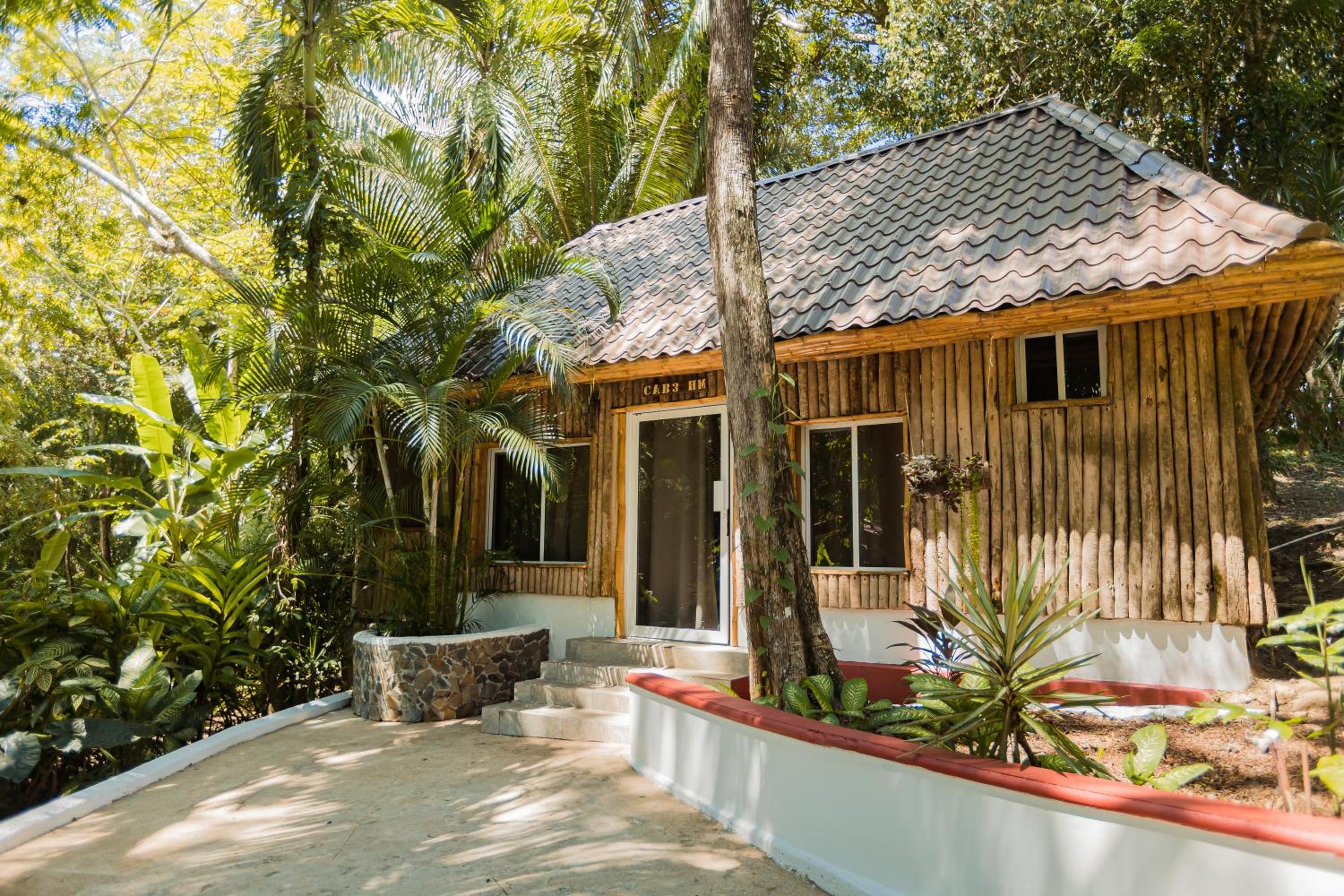 Belize Vacations - Falling Leaves Lodge - Property Image 1