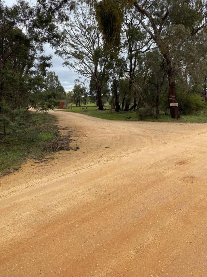 Aurora Cottages - Bellfield