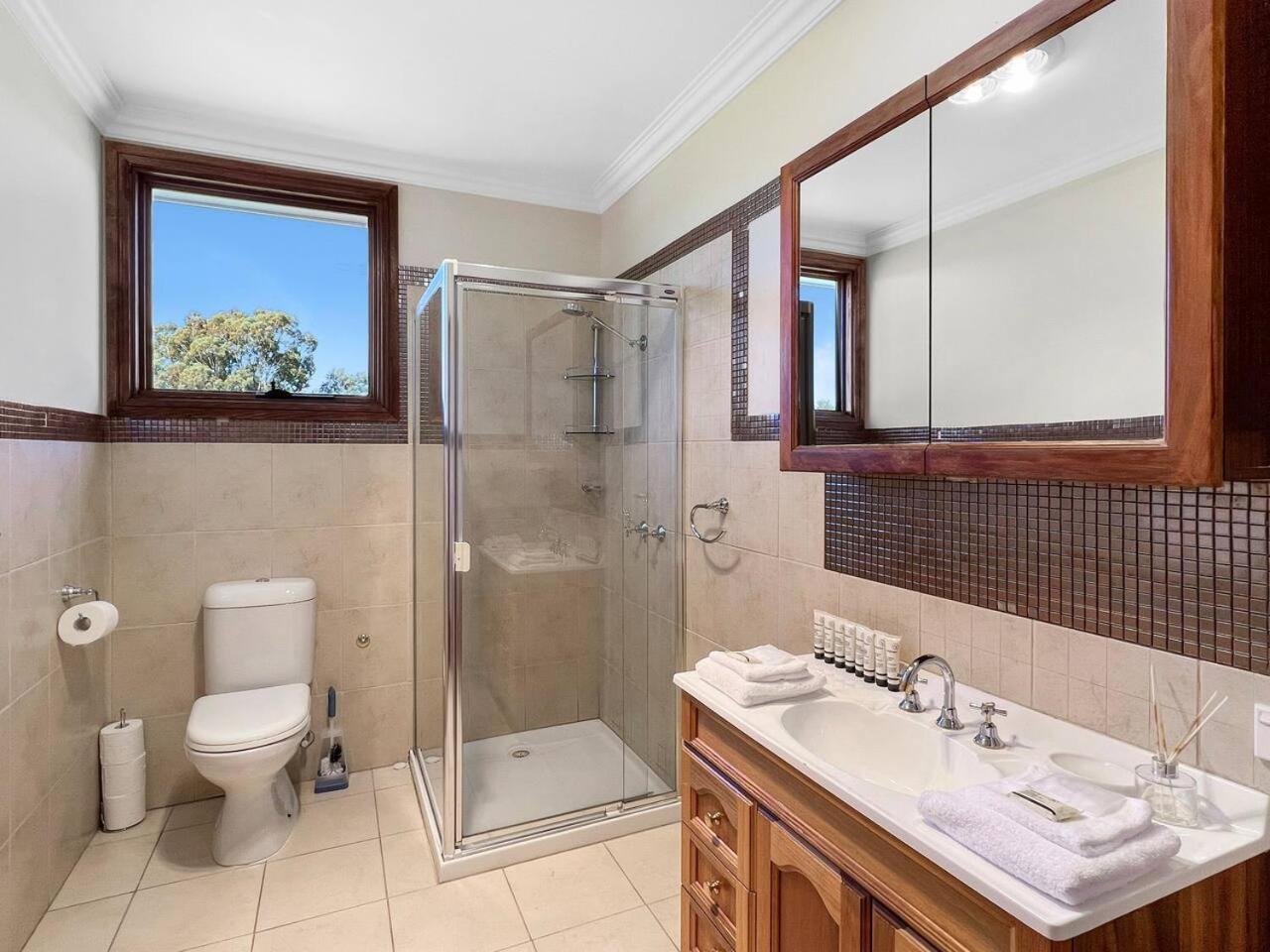 Aurora Cottages - Bellfield