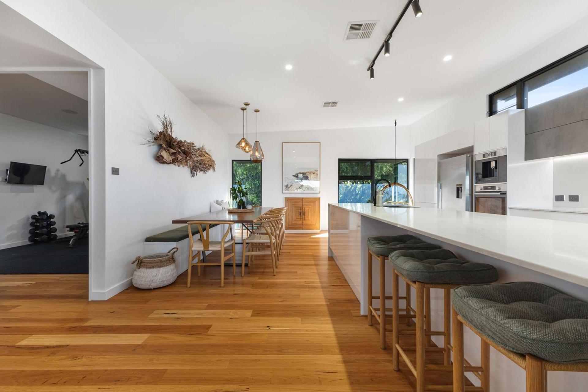 Luxe Oasis Adamstown