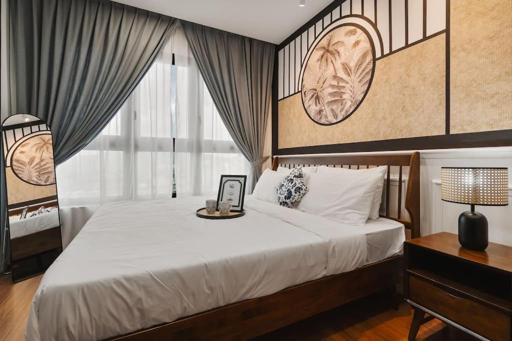 IndoChina 3BR MVertica near MRT by RumaBnB