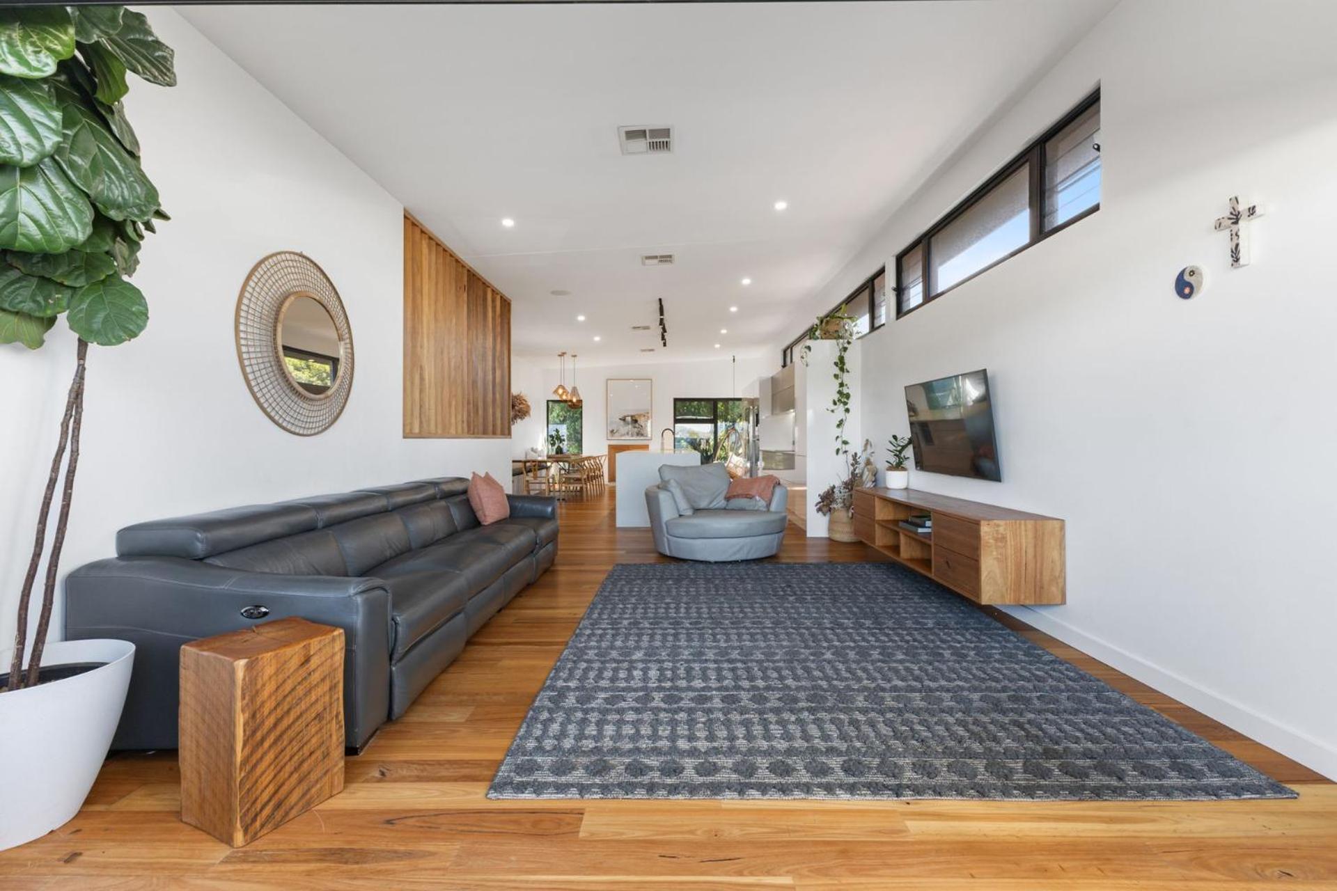 Luxe Oasis Adamstown