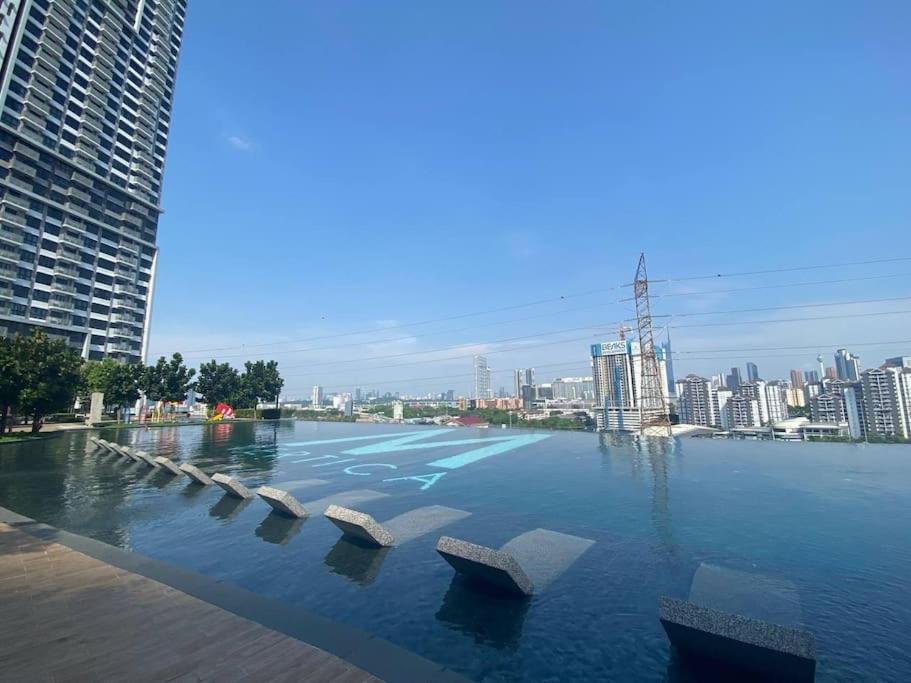 IndoChina 3BR MVertica near MRT by RumaBnB