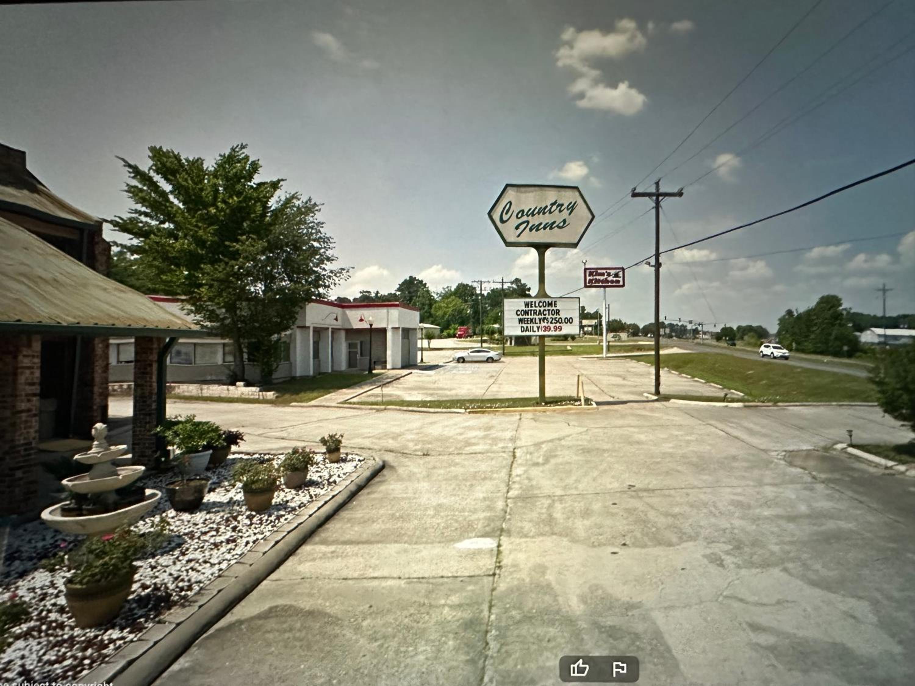 Leesville Vacations - Country Inn  Suite - Property Image 3