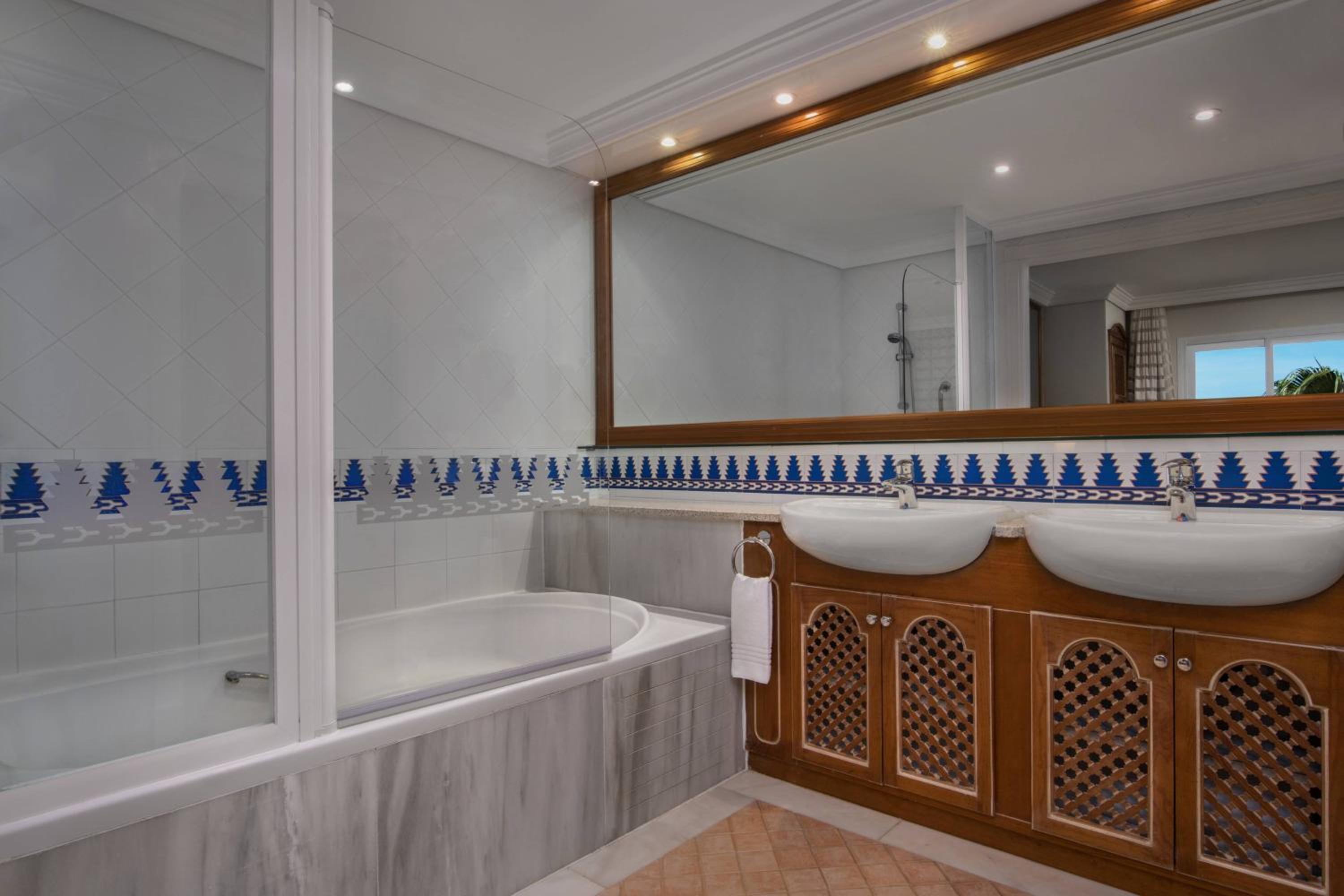 Marbella Vacations - Marriott's Marbella Beach Resort - Property Image 13