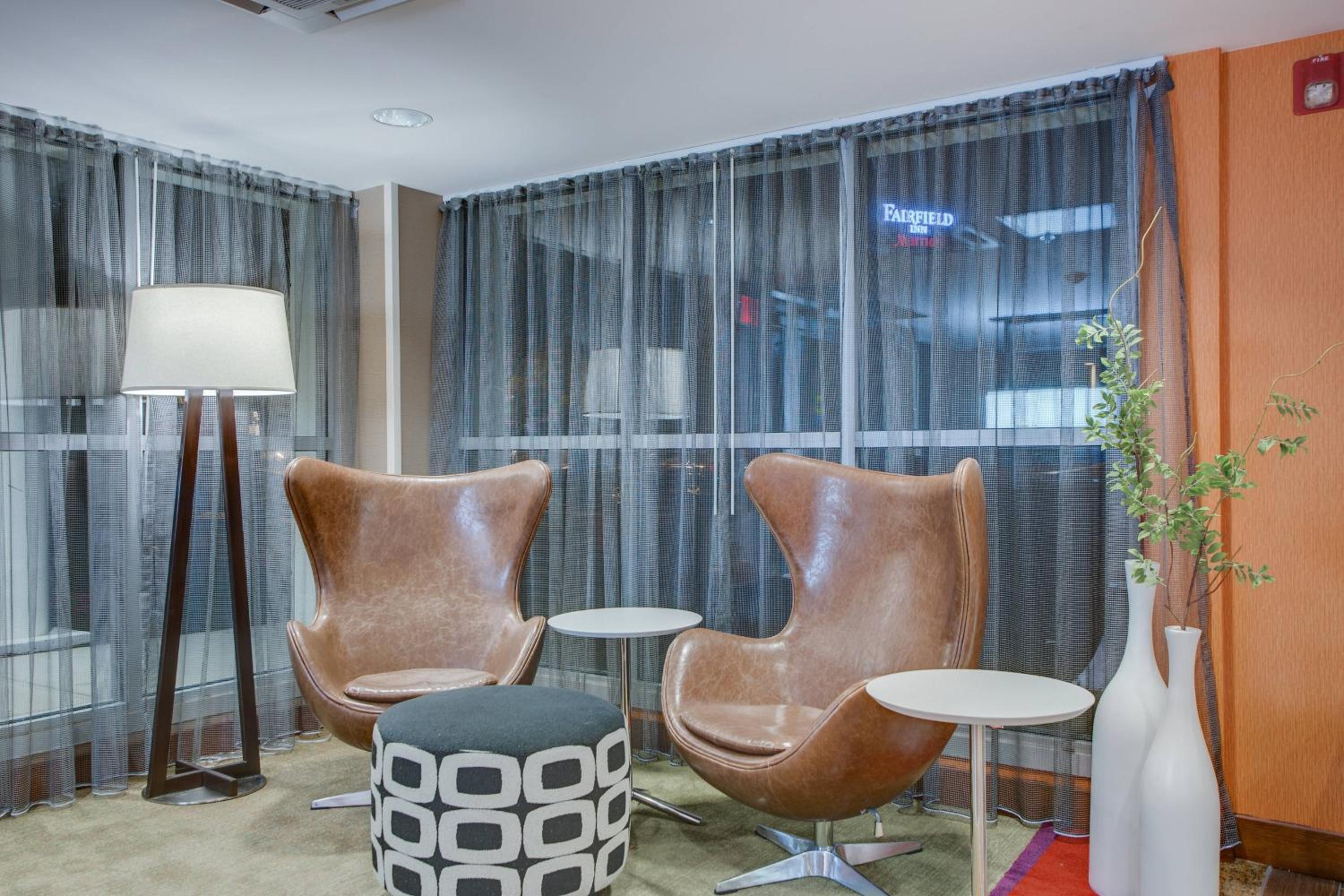 Fairfield Inn by Marriott Amesbury - Property Image 3