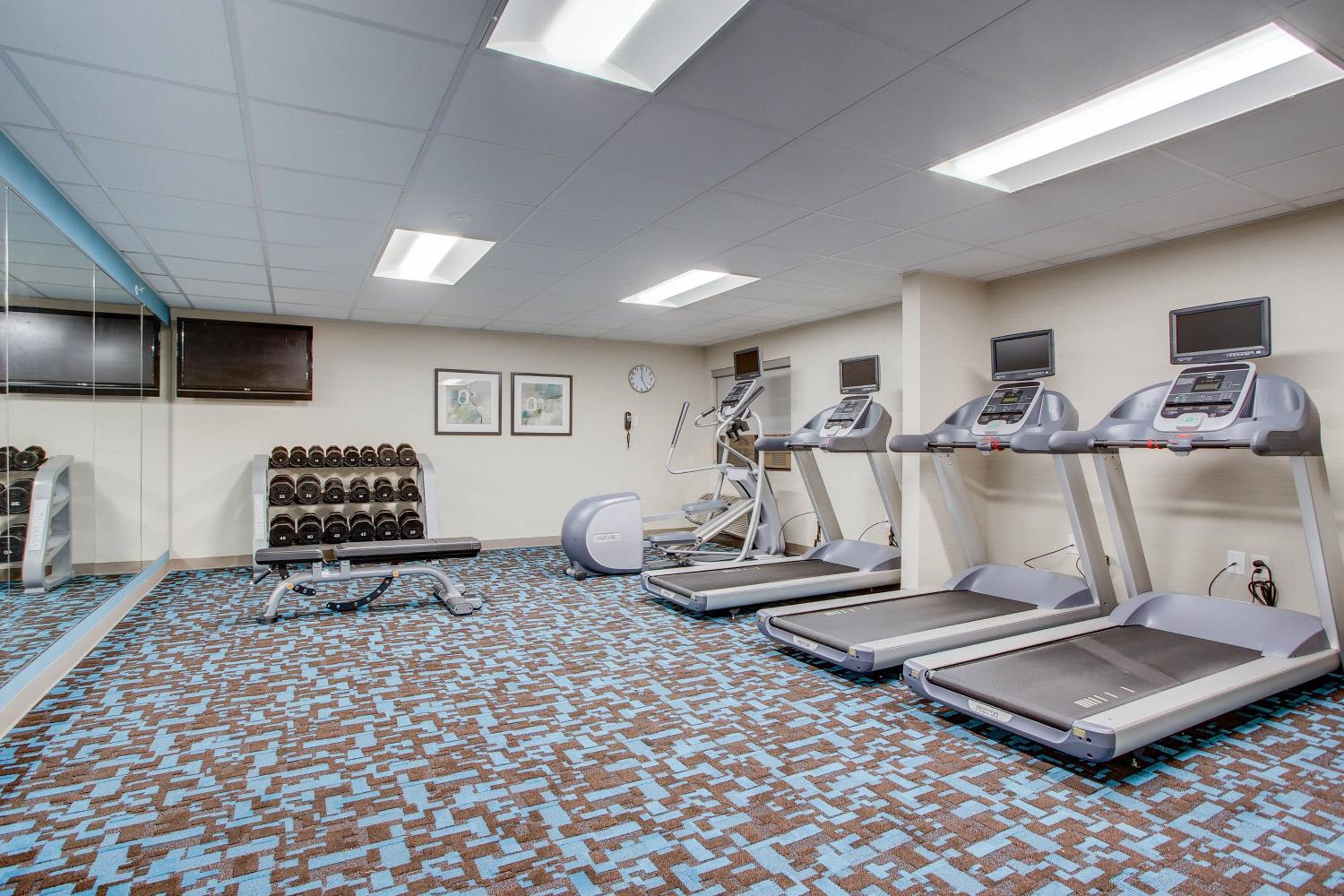 Fairfield Inn by Marriott Amesbury - Property Image 34