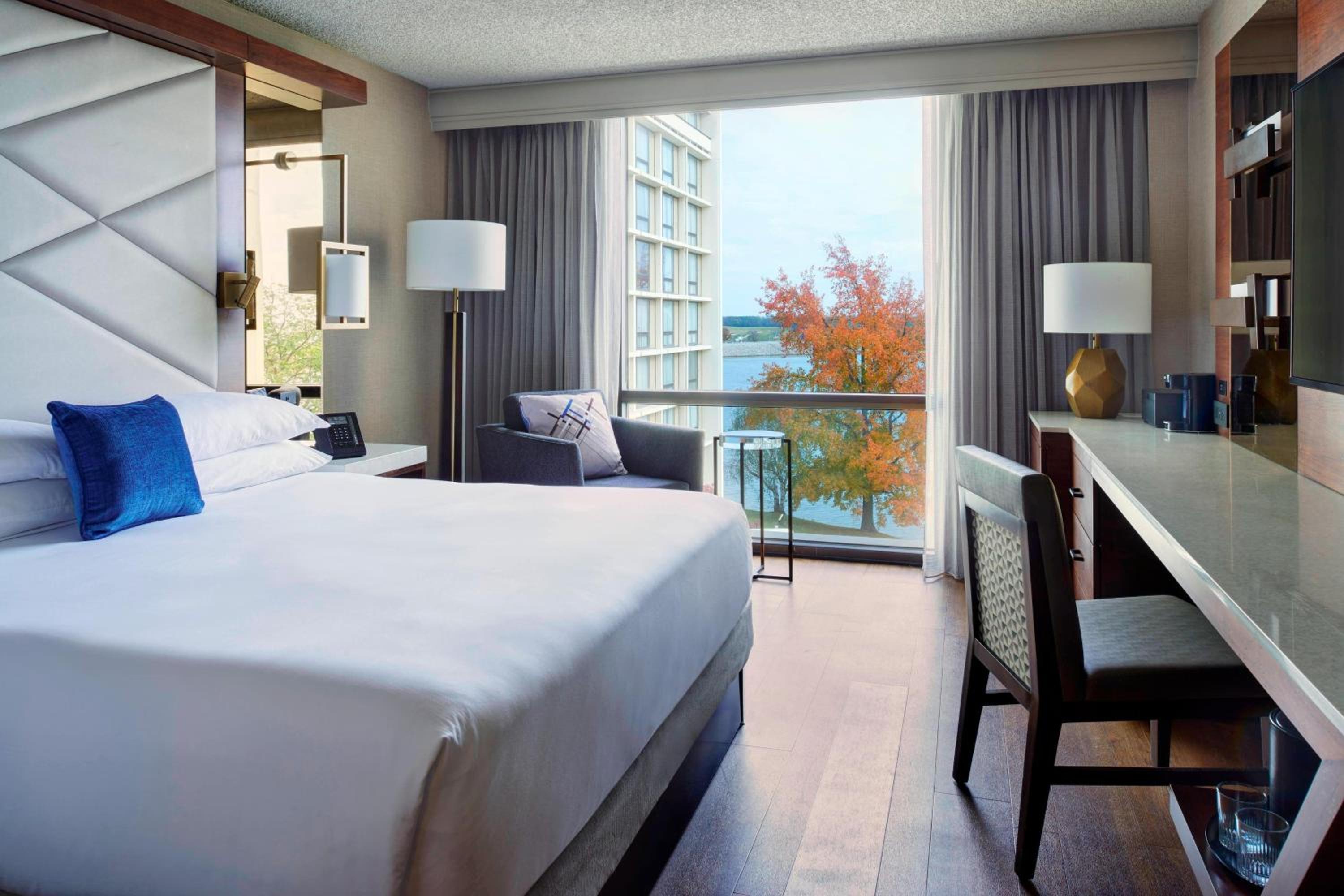 Kansas City Vacations - Kansas City Airport Marriott - Property Image 35