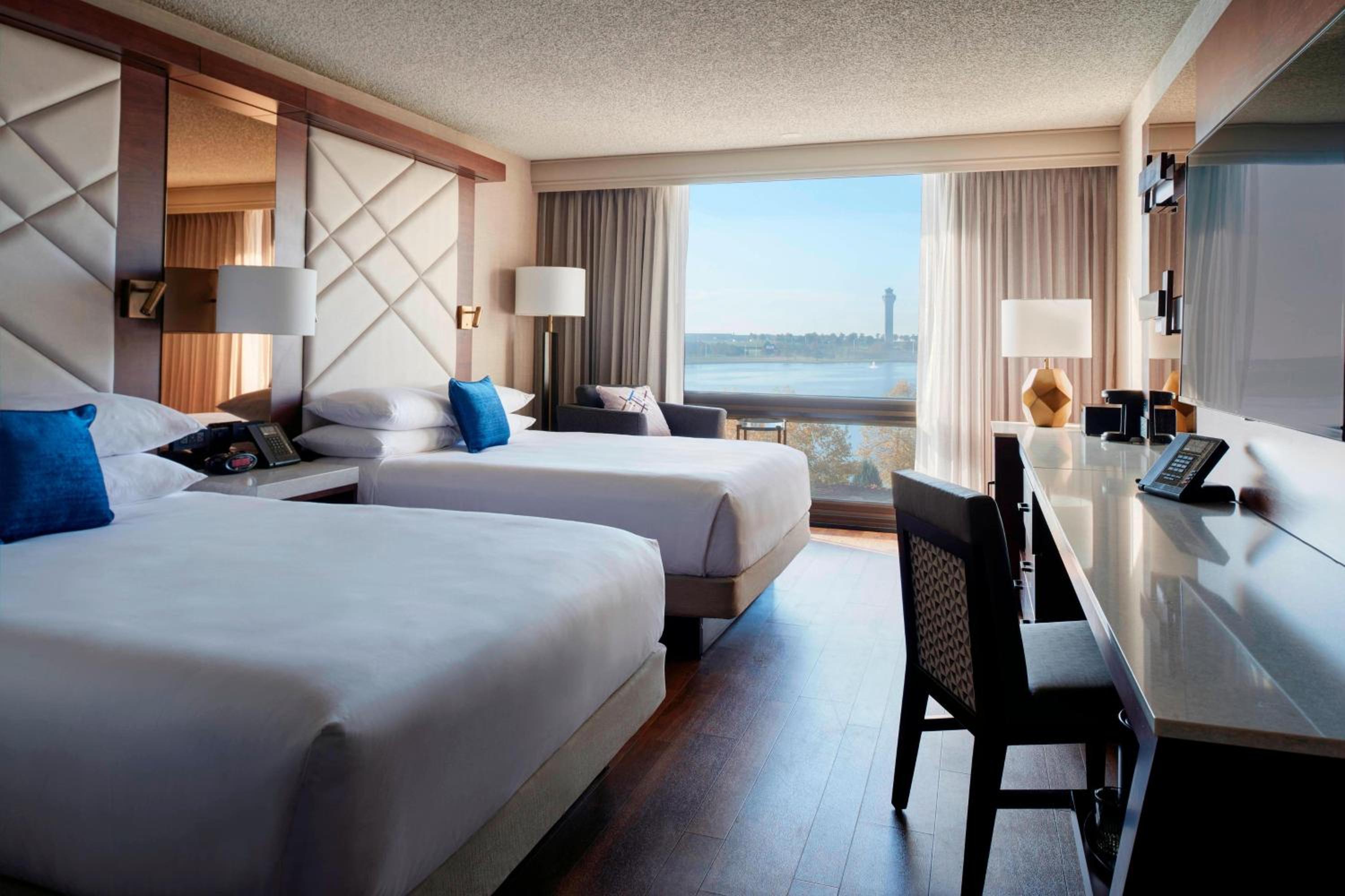 Kansas City Vacations - Kansas City Airport Marriott - Property Image 64