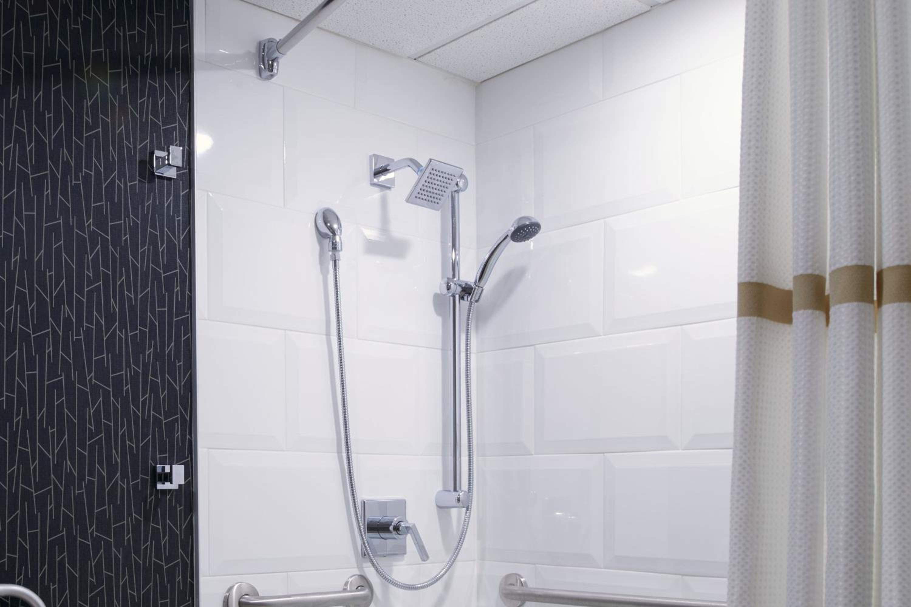 Kansas City Vacations - Kansas City Airport Marriott - Property Image 60