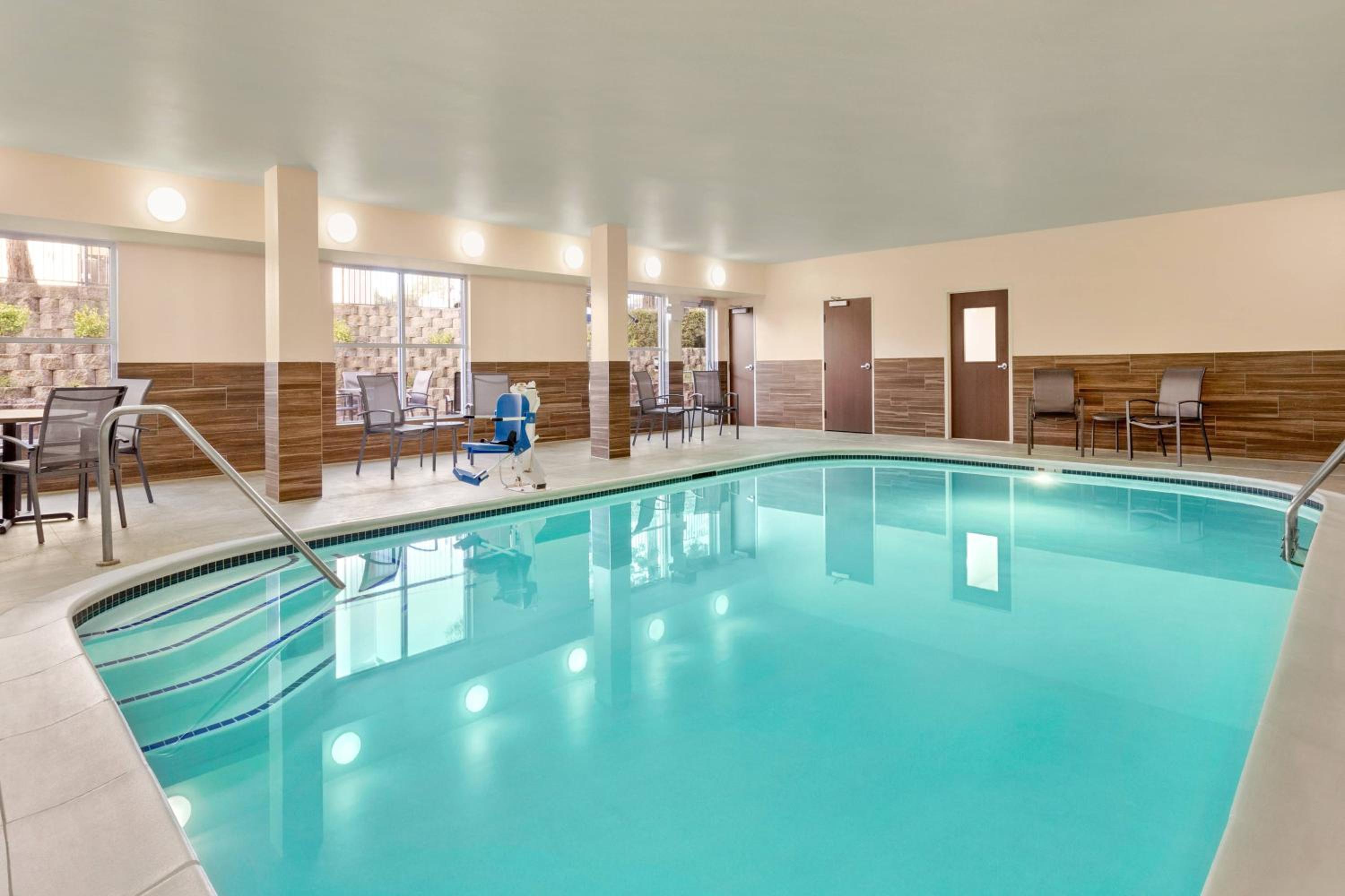 Fairfield Inn Roseville - Property Image 2
