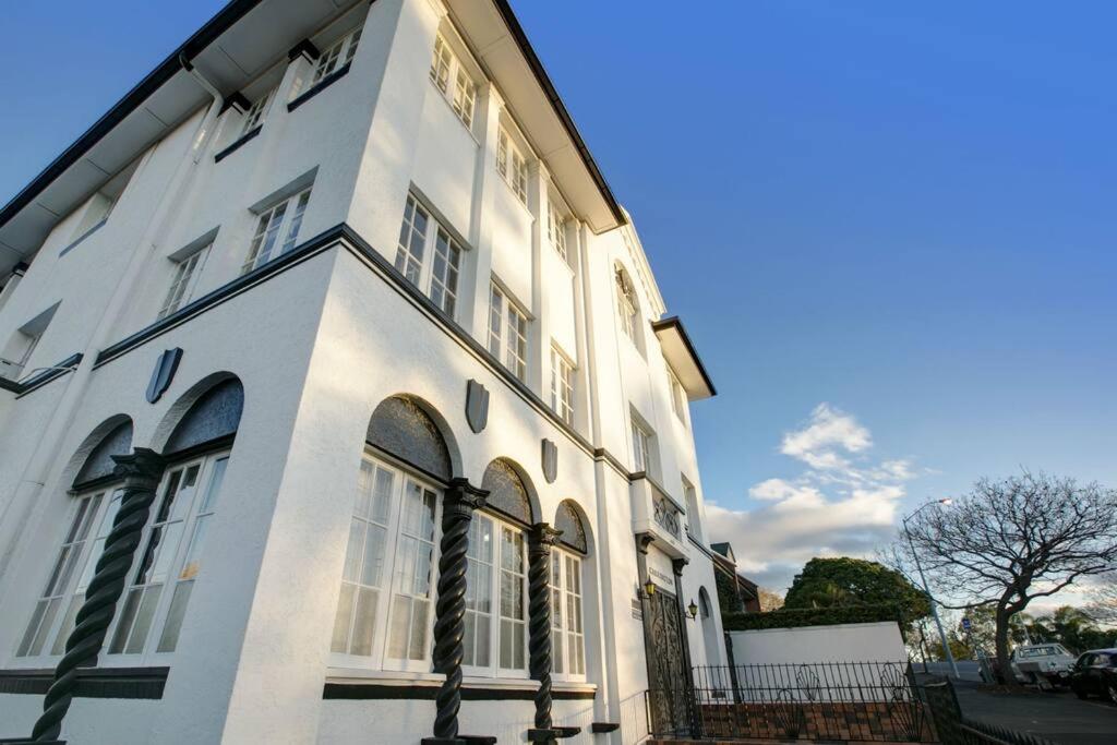 The Carrington Manor