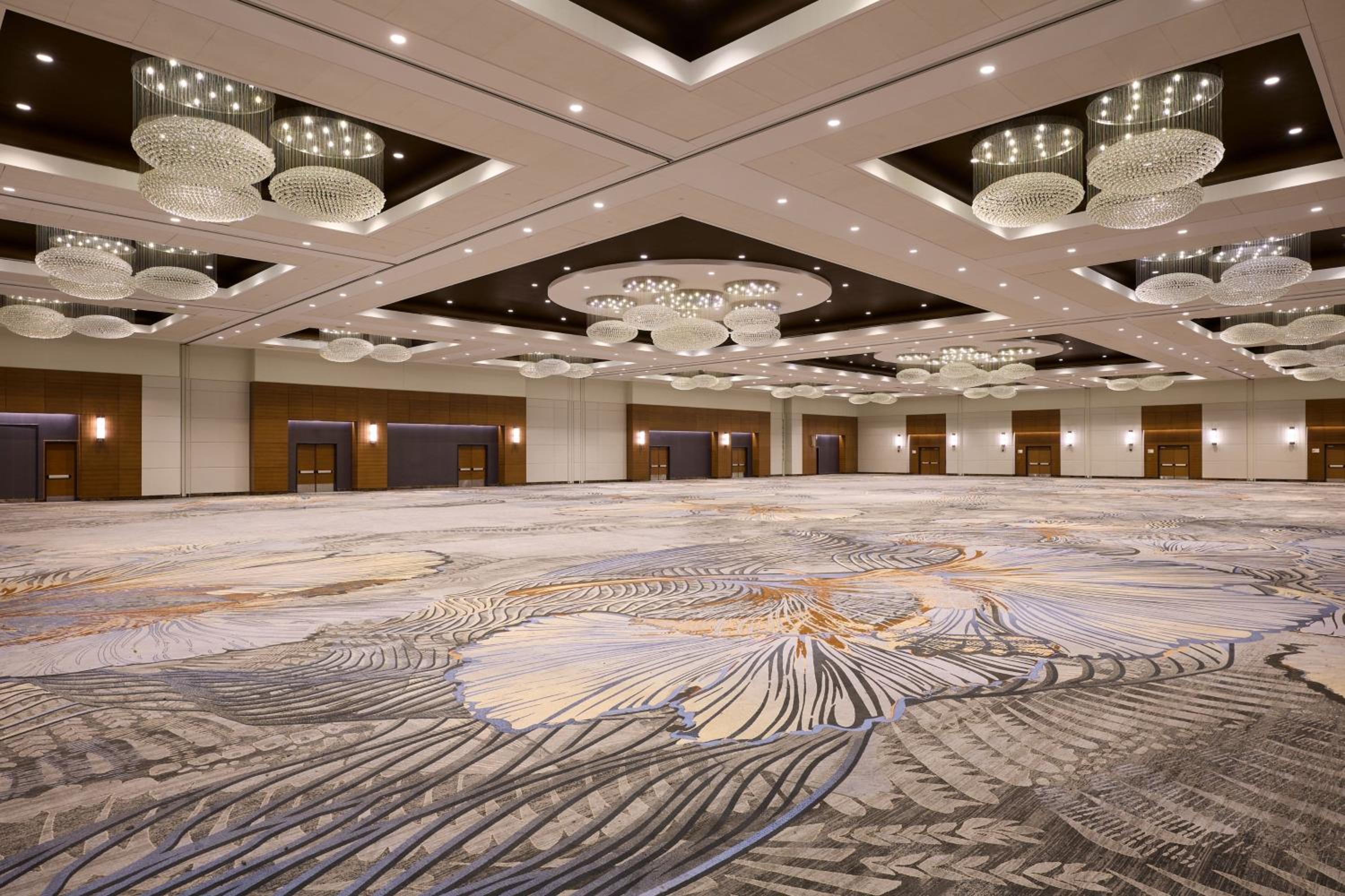 Schaumburg Vacations - Renaissance Schaumburg Convention Center Hotel - Property Image 97