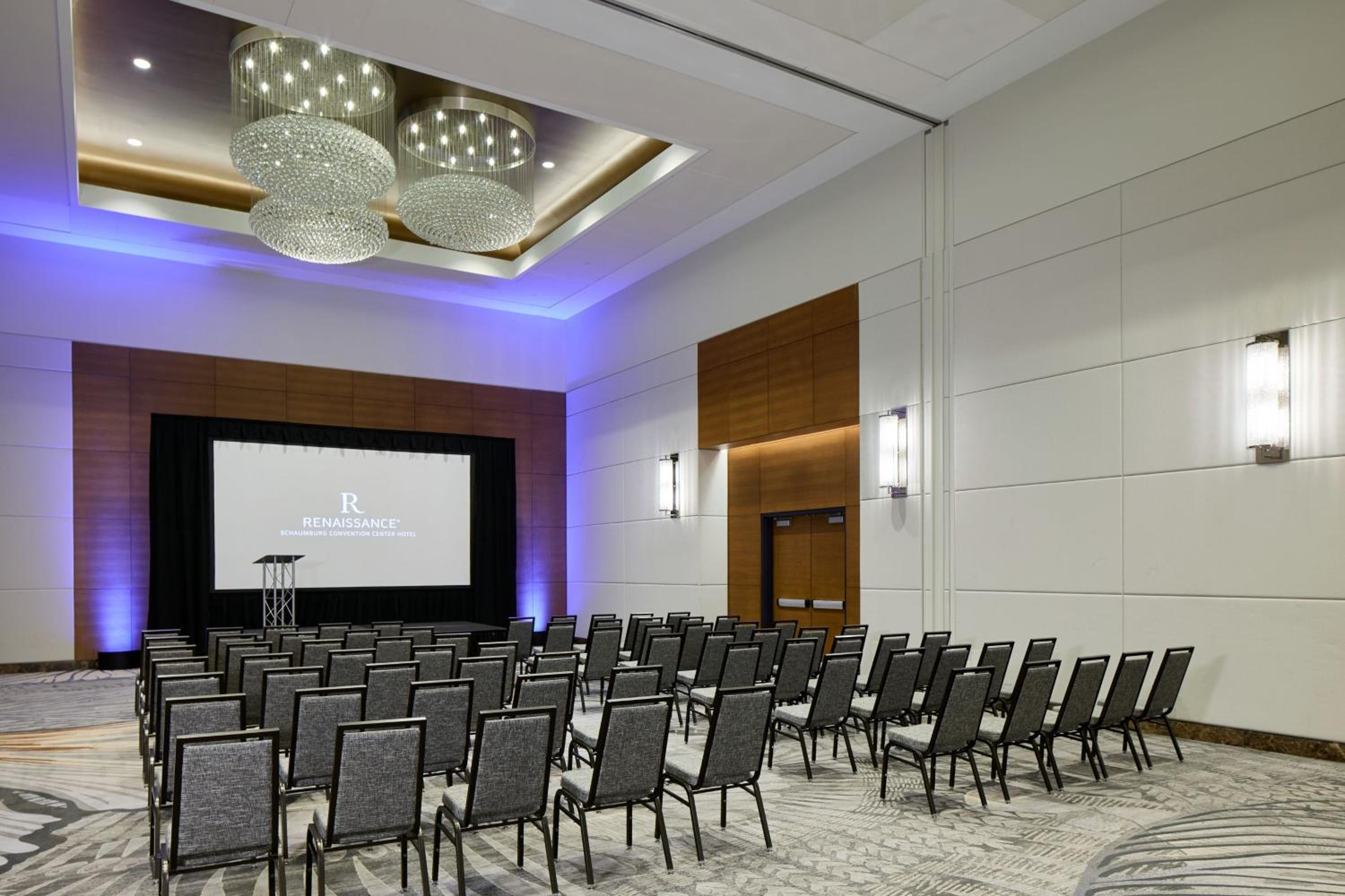 Schaumburg Vacations - Renaissance Schaumburg Convention Center Hotel - Property Image 94