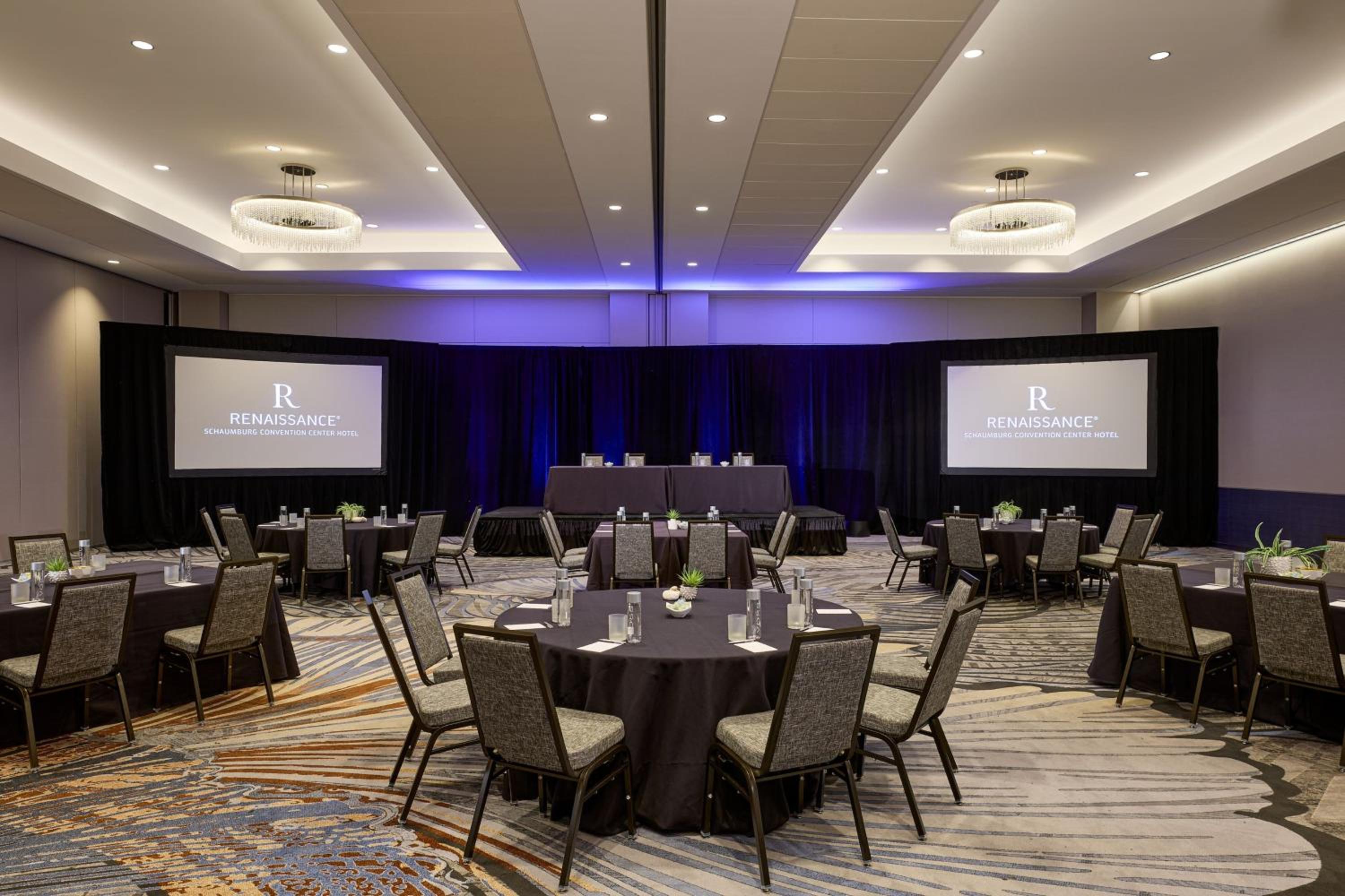 Schaumburg Vacations - Renaissance Schaumburg Convention Center Hotel - Property Image 32