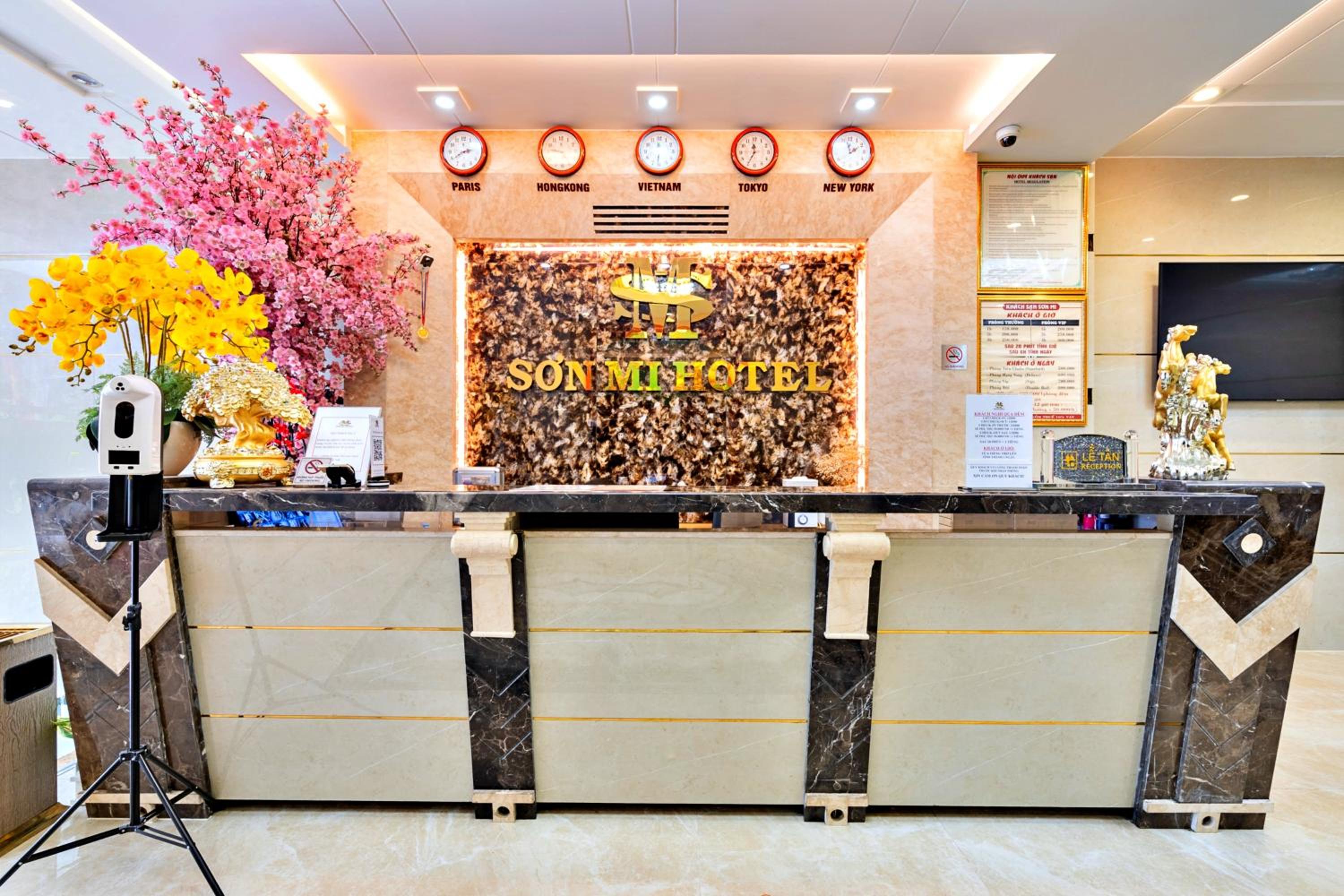 HANZ Son Mi Hotel Saigon