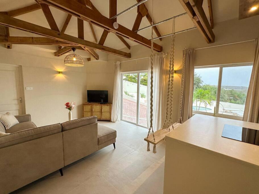 Oceanview Apartment
