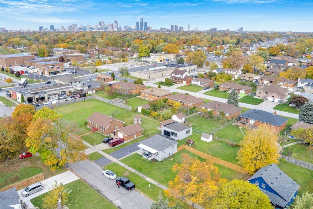 Basement Apartment in south Windsor
