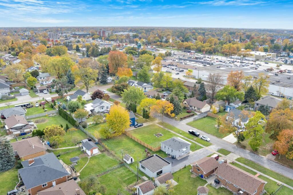 Basement Apartment in south Windsor