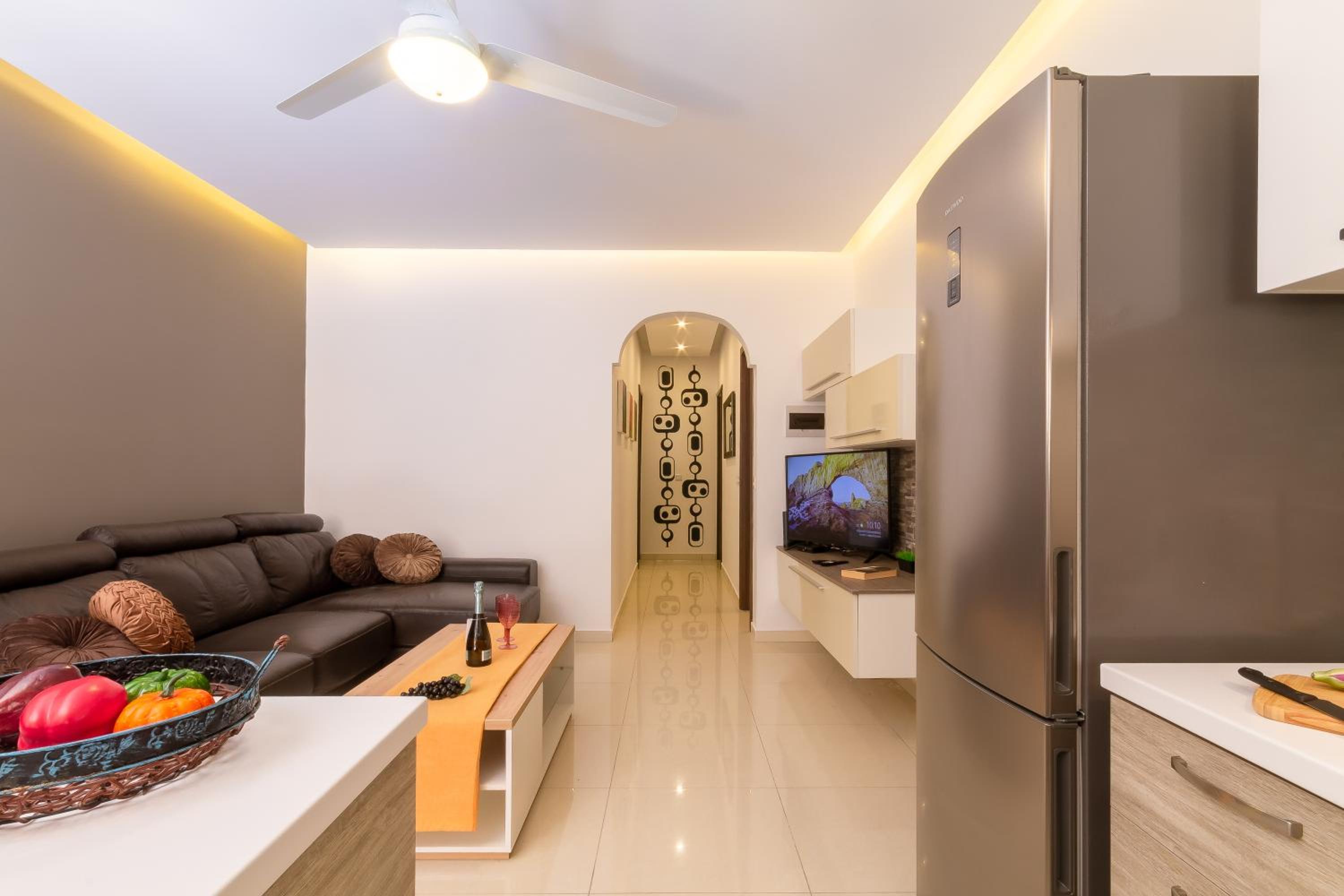 Maisonnette & Pool Ta'Cenc Sannat Gozo - Happy Rentals view 5