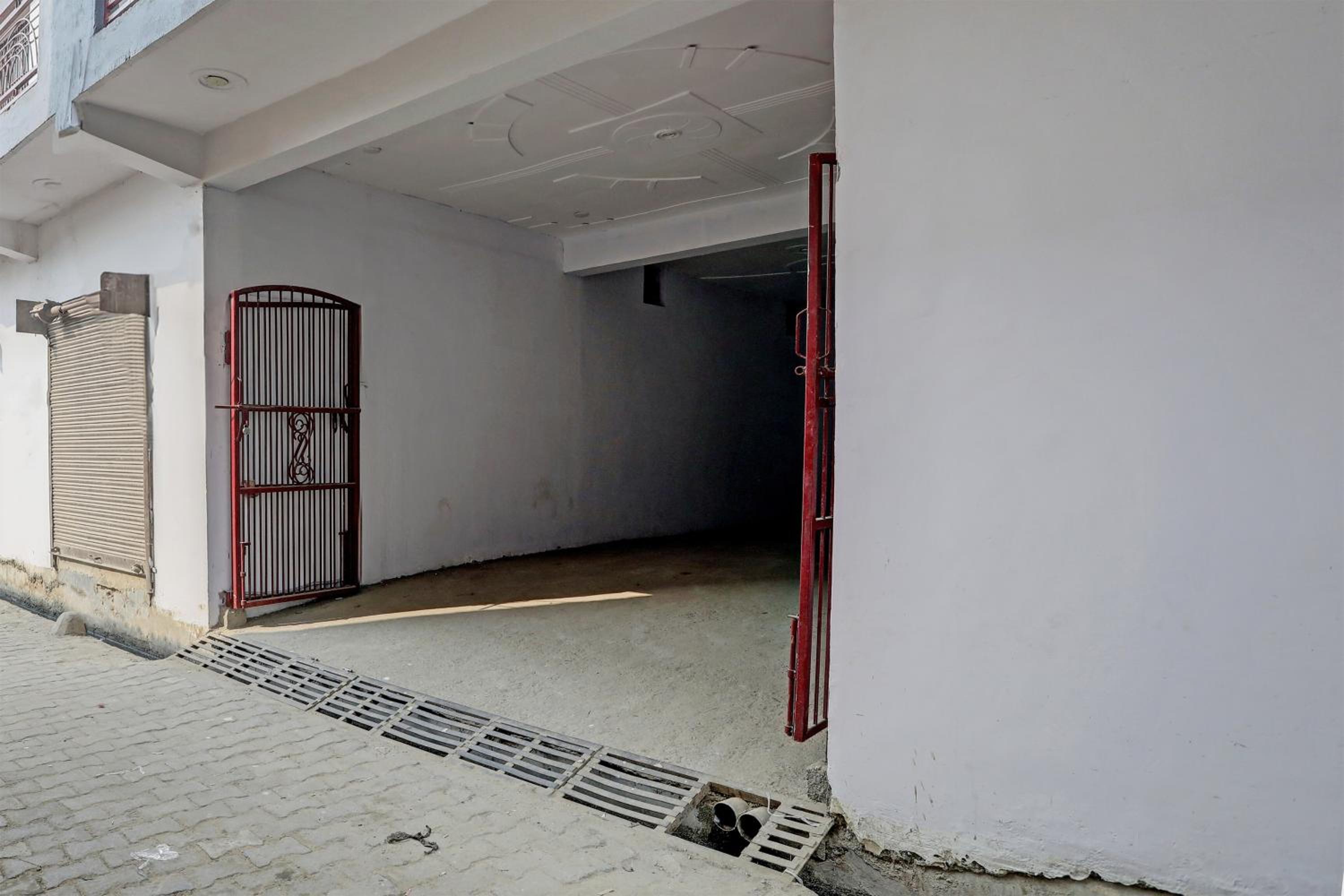Hotel O Moon Star Residency view 5