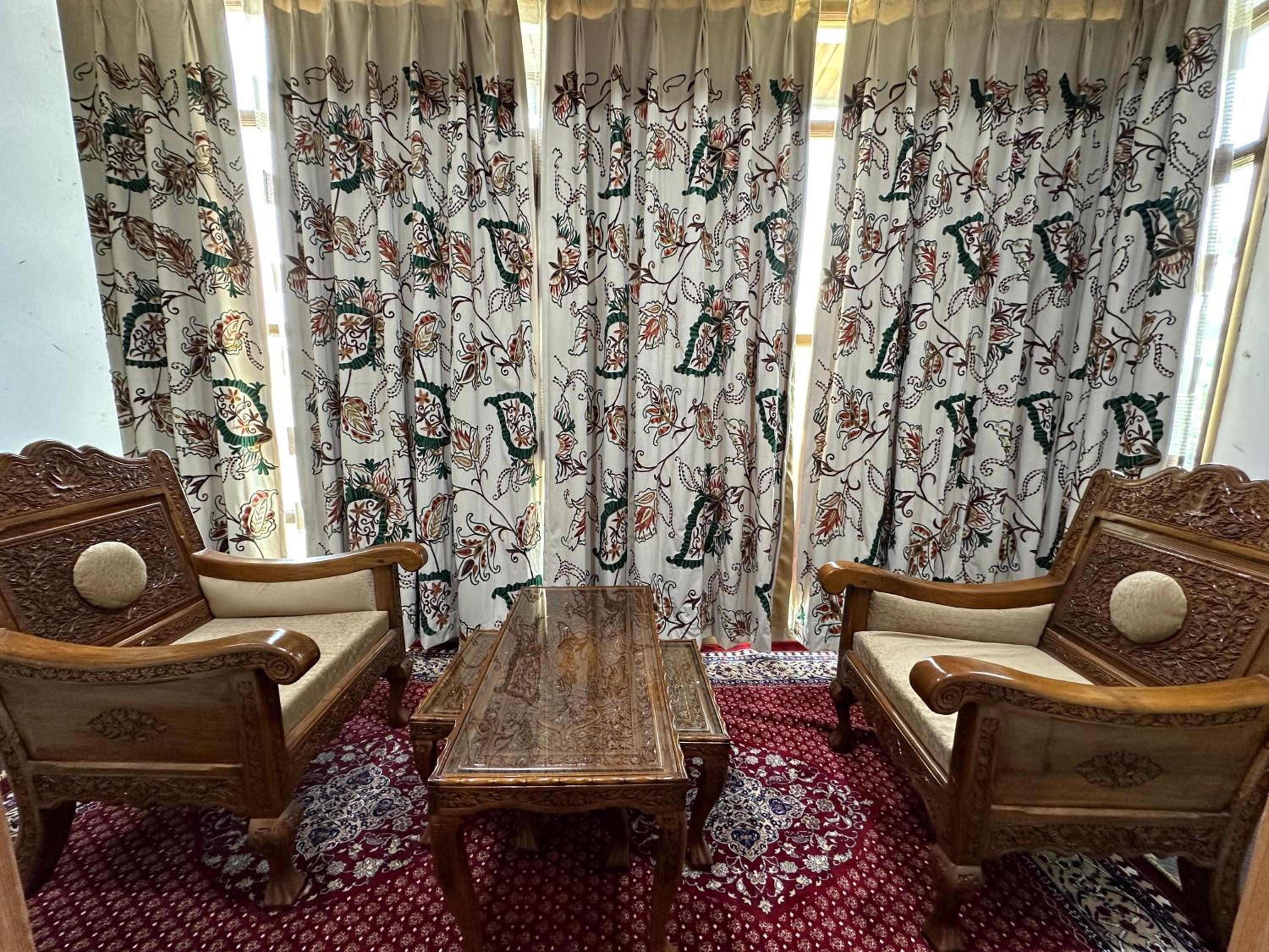 Kashmir Aikyam House