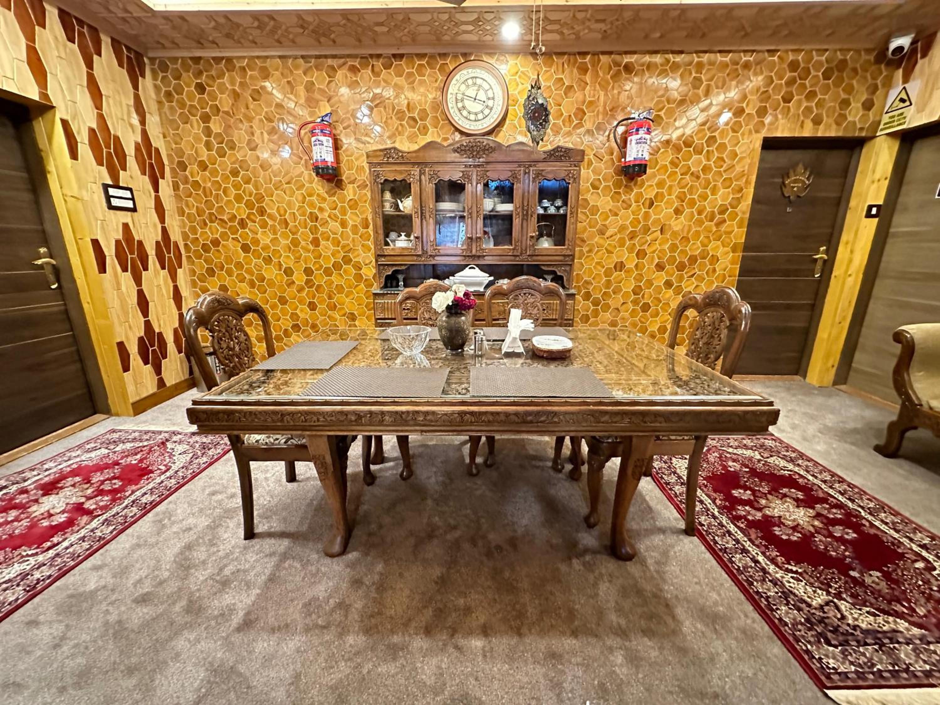 Kashmir Aikyam House