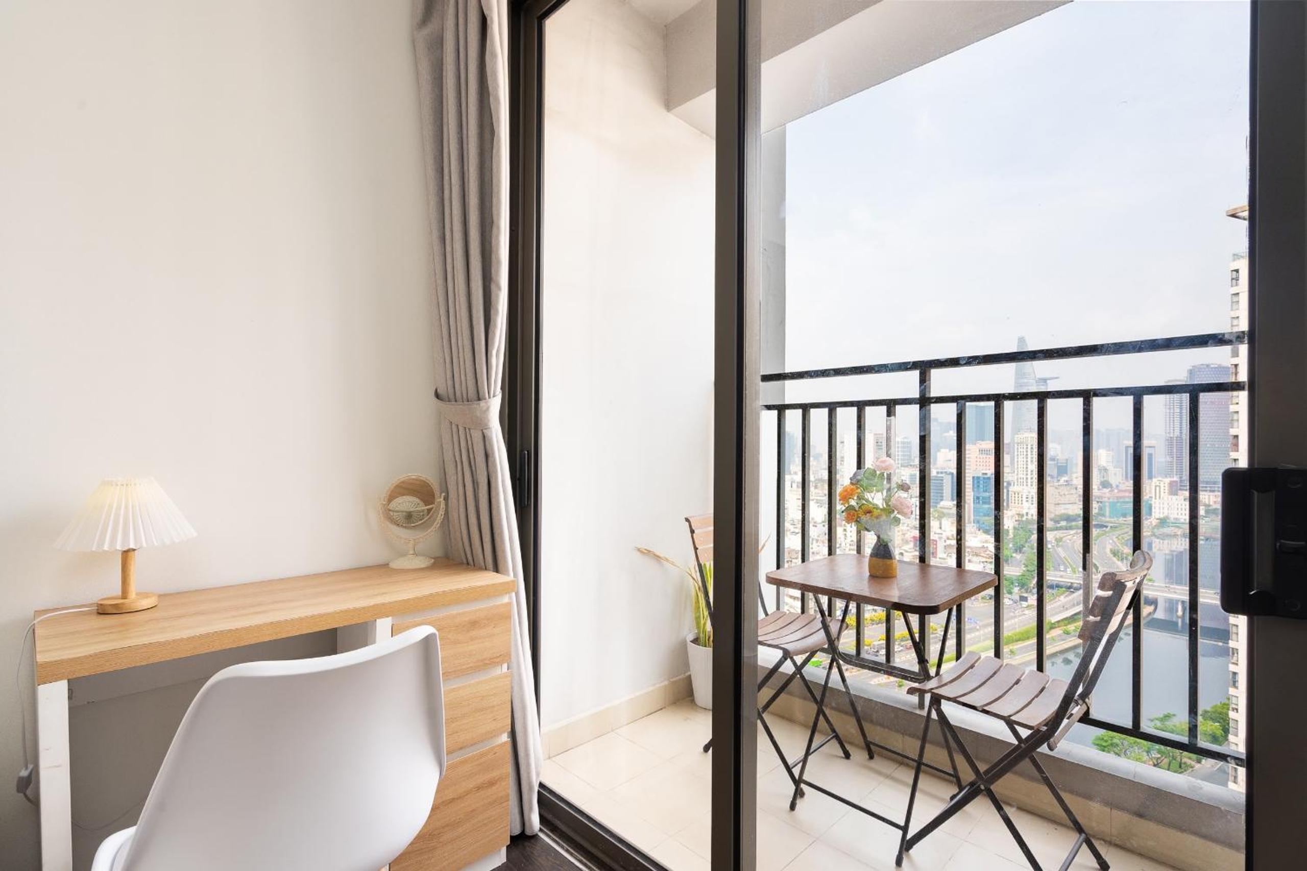 KALA RiverGate Apartments Near Ben Thanh