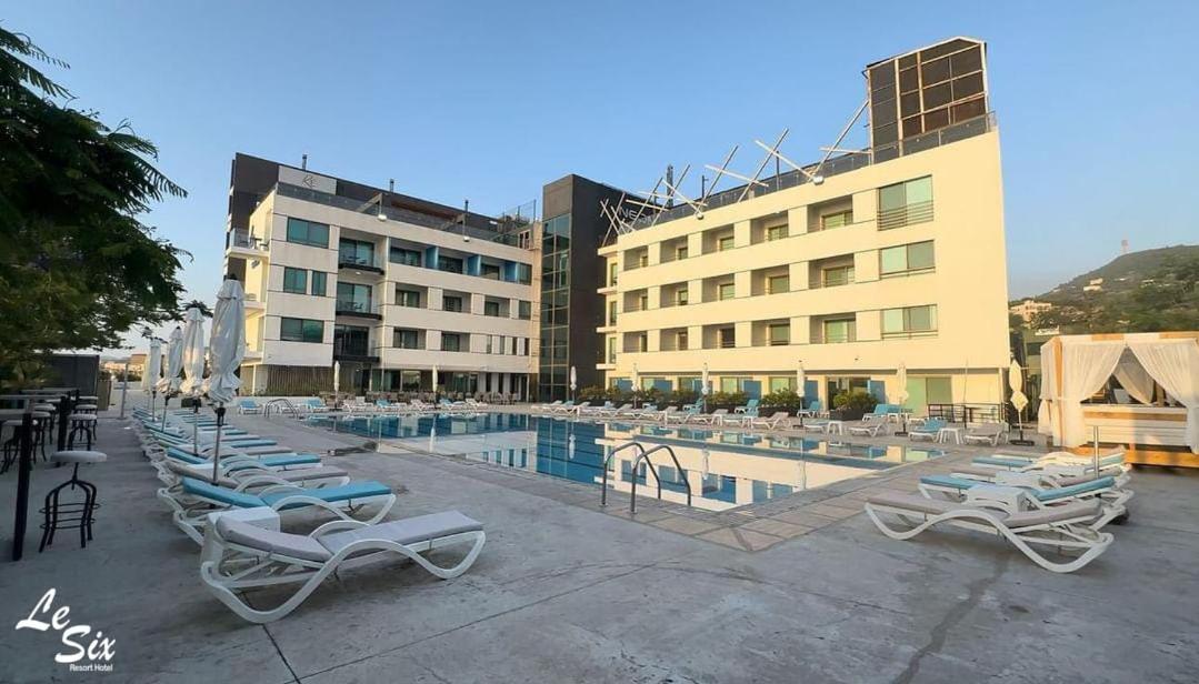 Le Six Hotel And Resort view 2