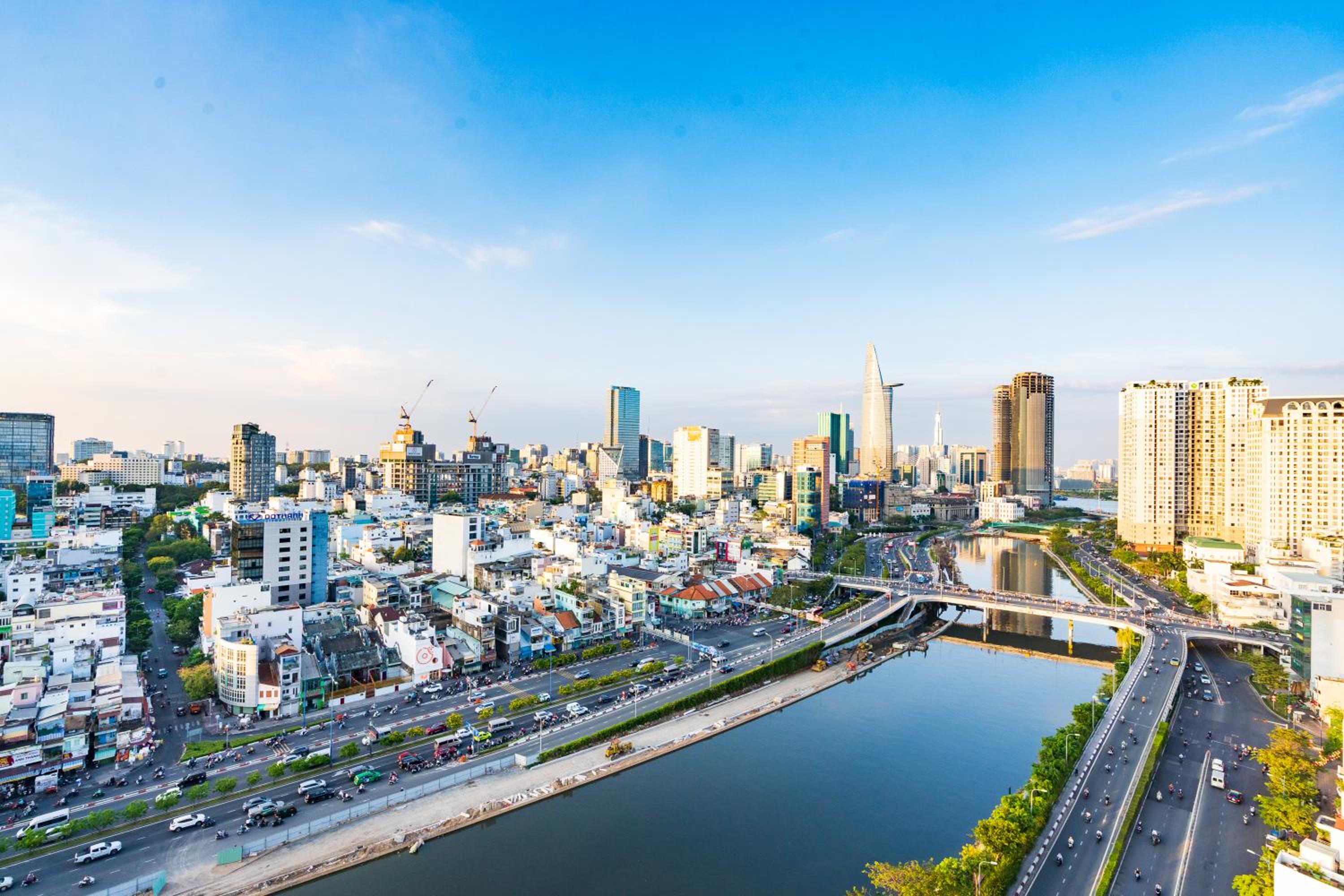 KALA RiverGate Apartments Near Ben Thanh