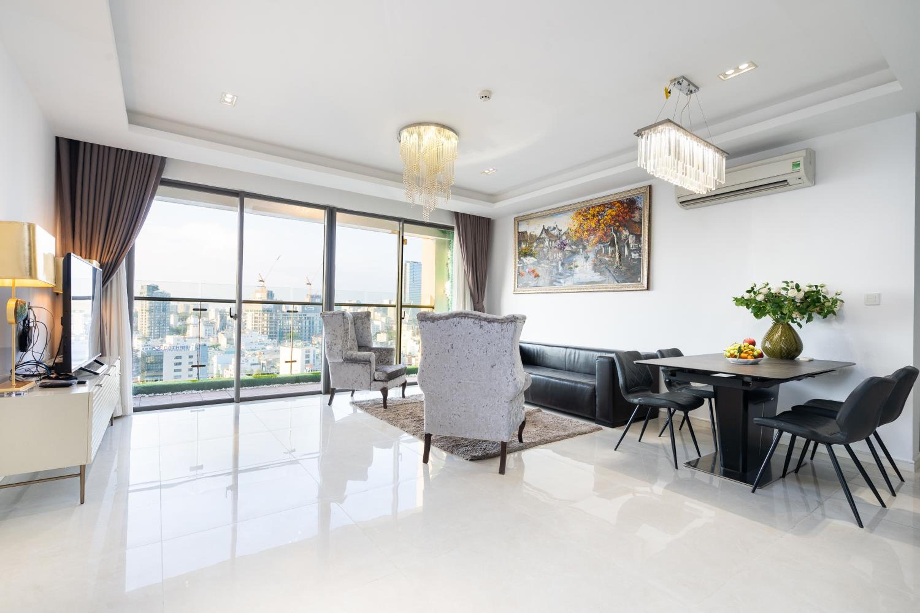 KALA RiverGate Apartments Near Ben Thanh