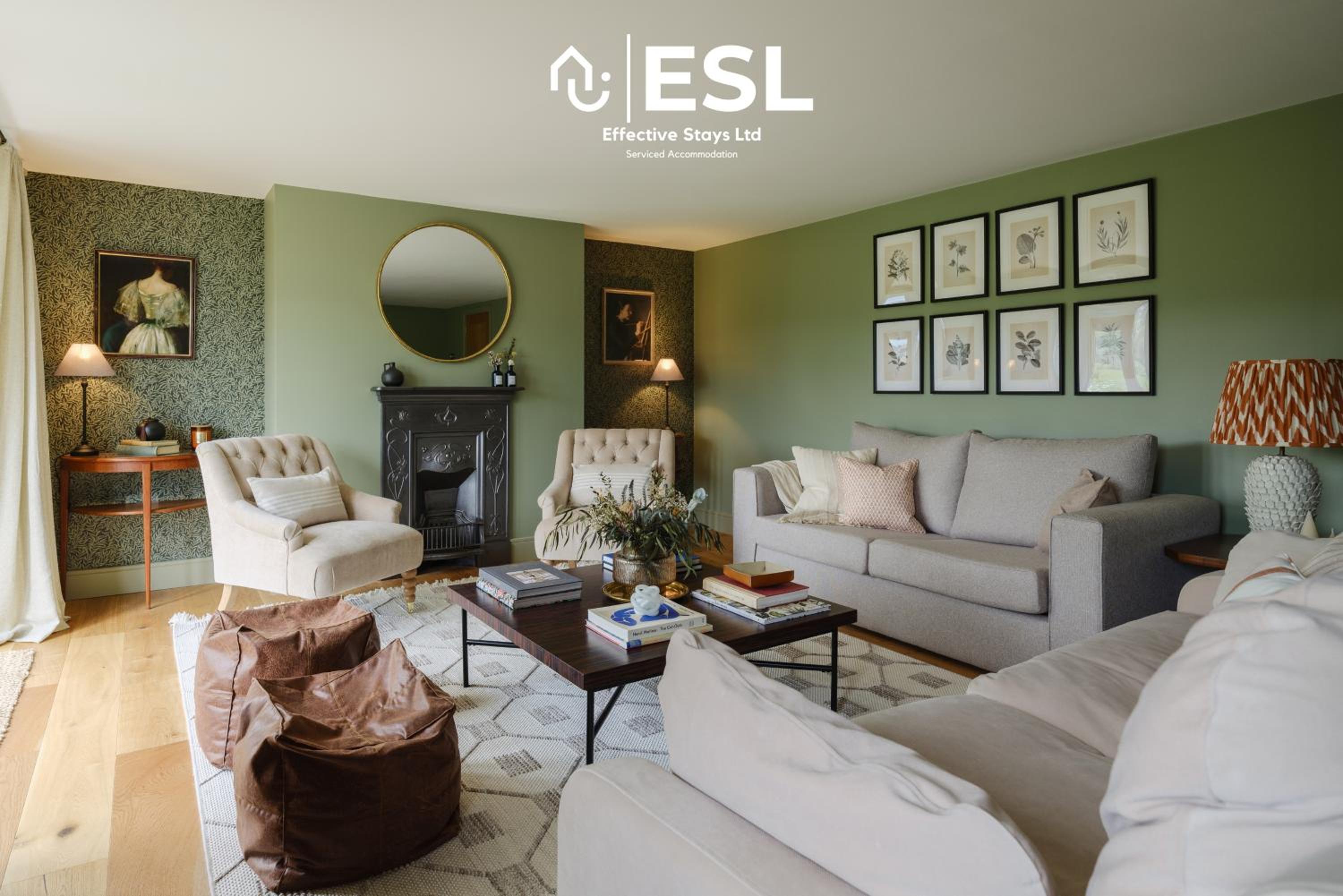 Hotel Large Country Farmhouse with Hot Tub and Shropshire Hills View - Image 1