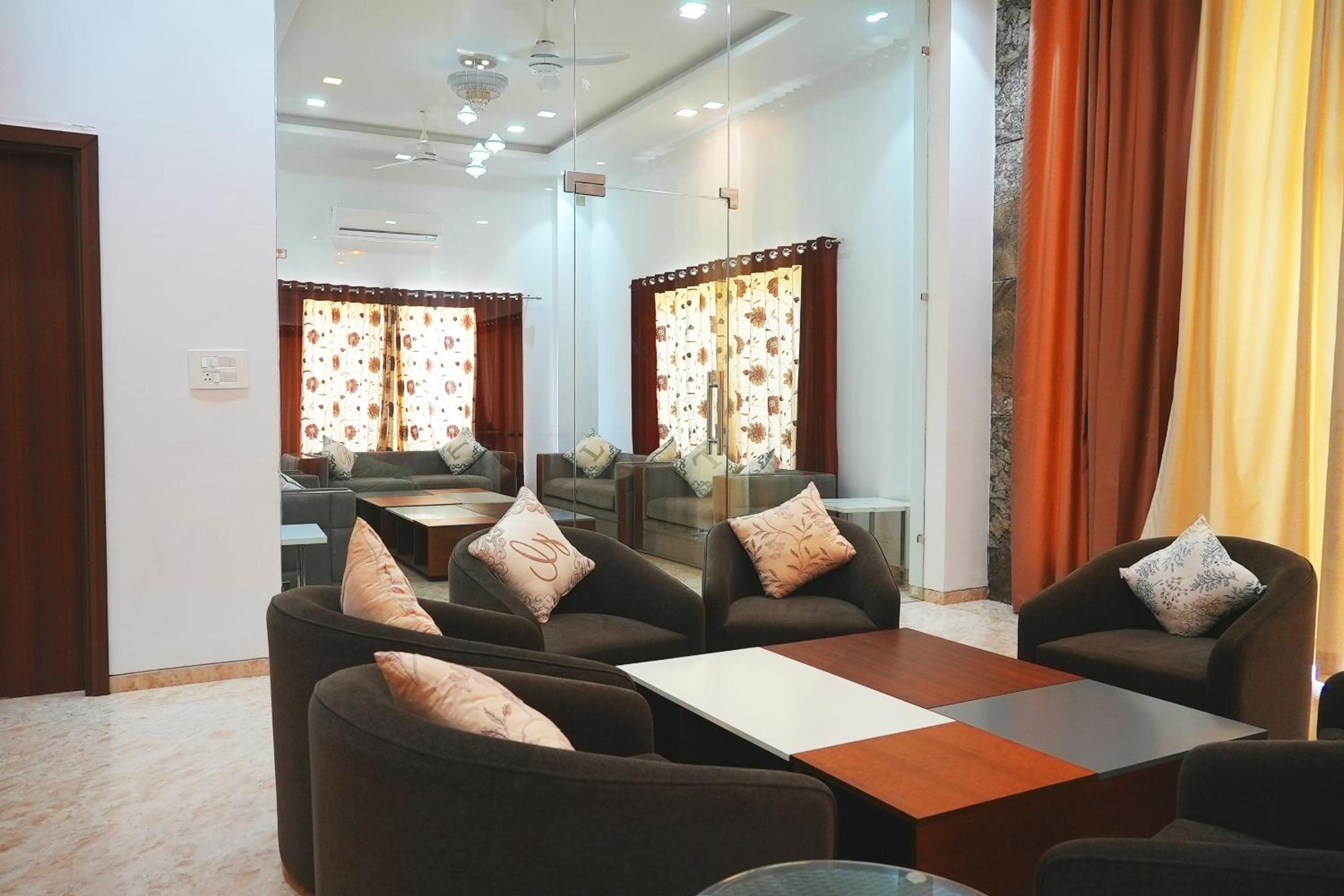 lounge