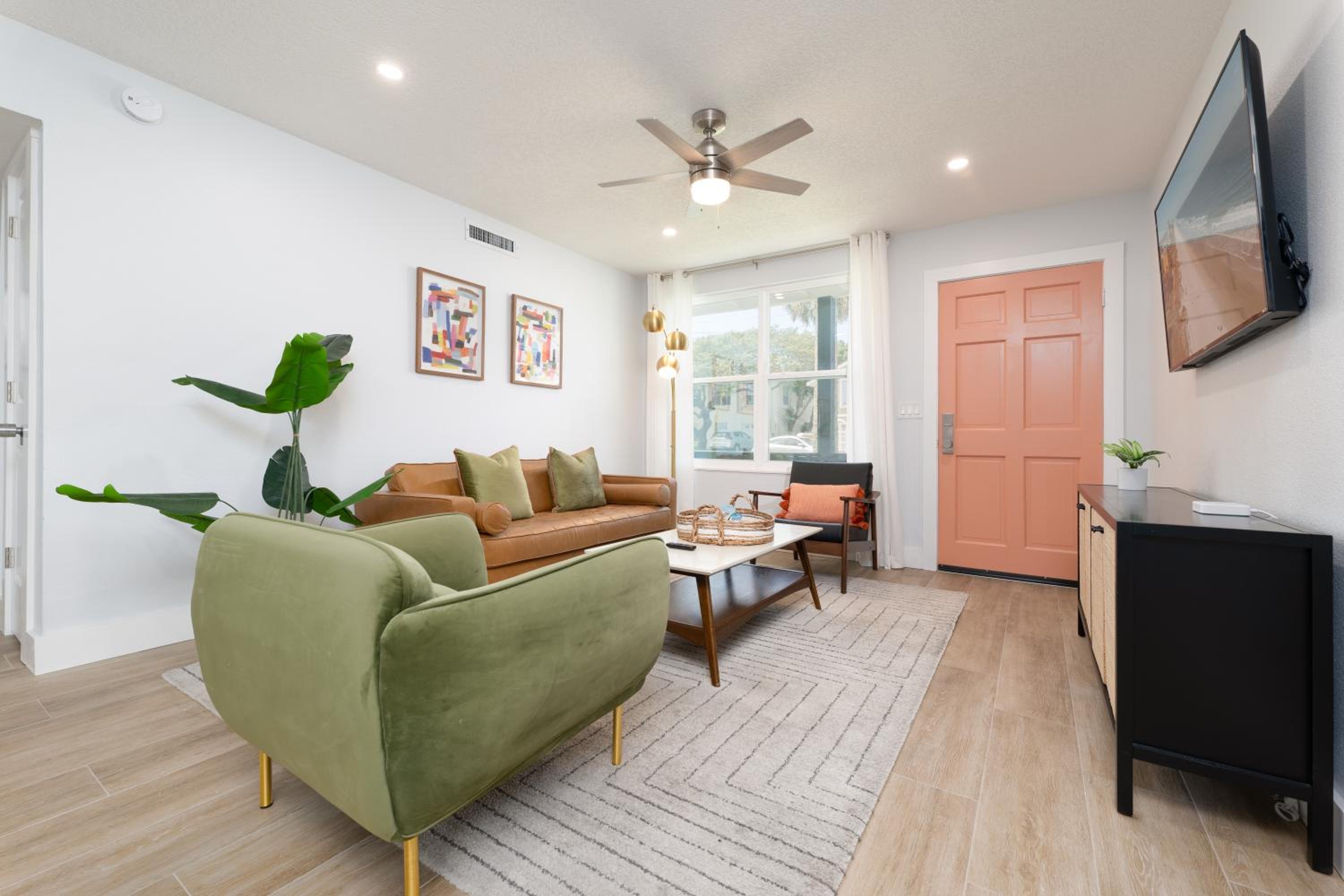 Be A Nomad - Margaret House - 2blks from the Bch view 4