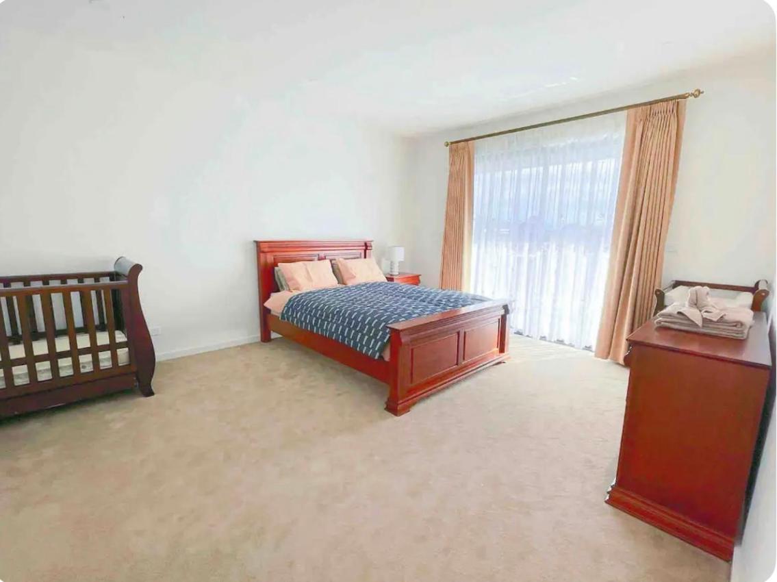 ‘The bayside’ Beautifully brand new house