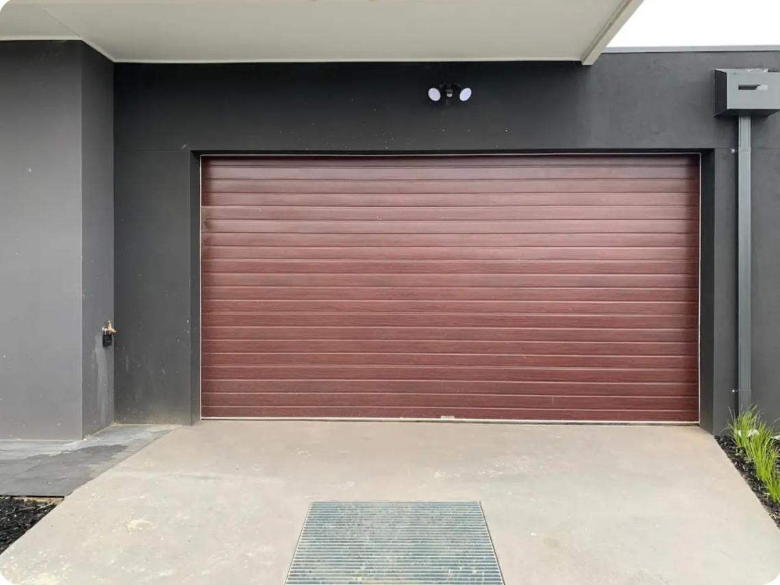‘The bayside’ Beautifully brand new house